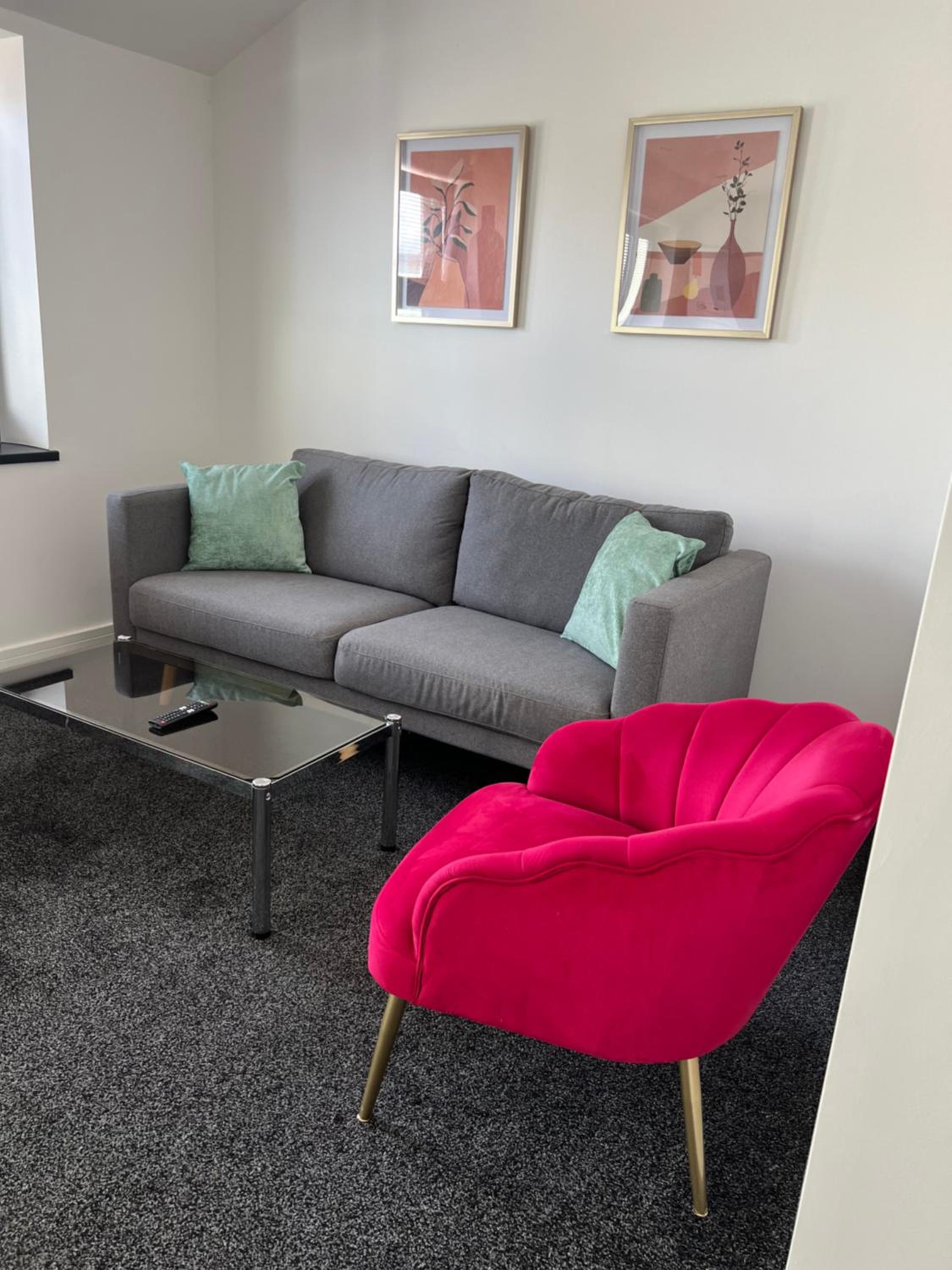 Modern and Stylish Two Bedroom Flat view 3