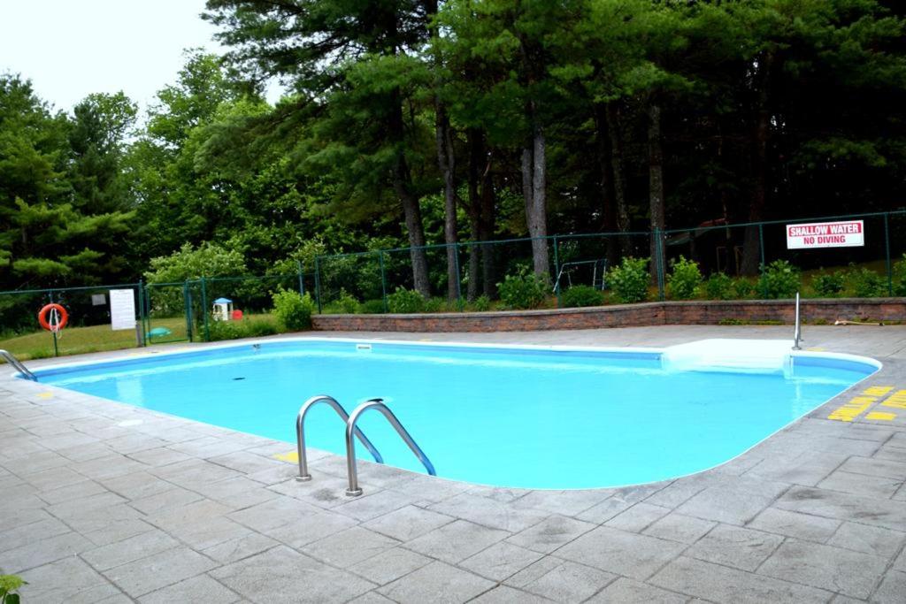 Cedar Lane Motel