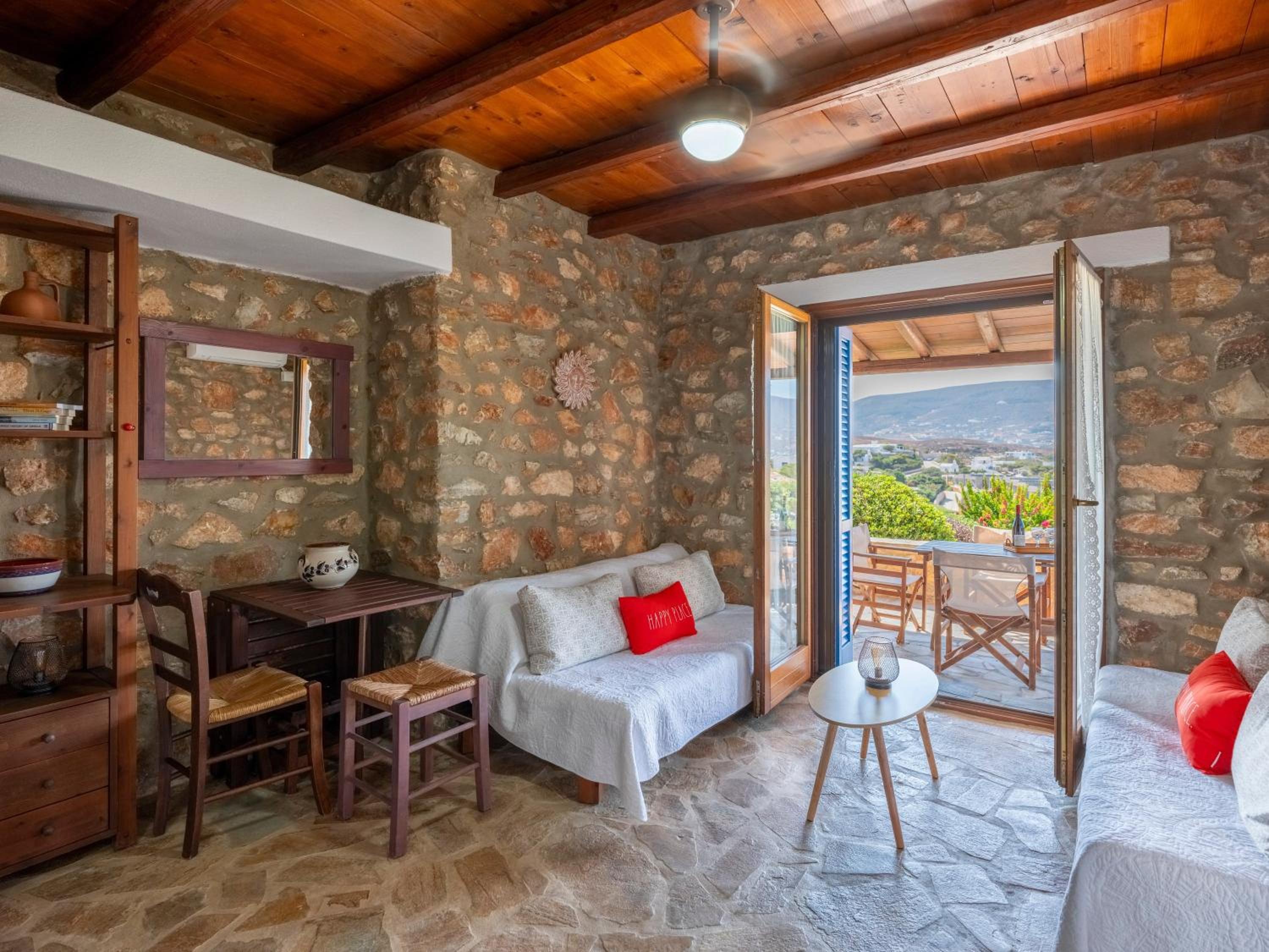 Elena's Traditional DreamHouse