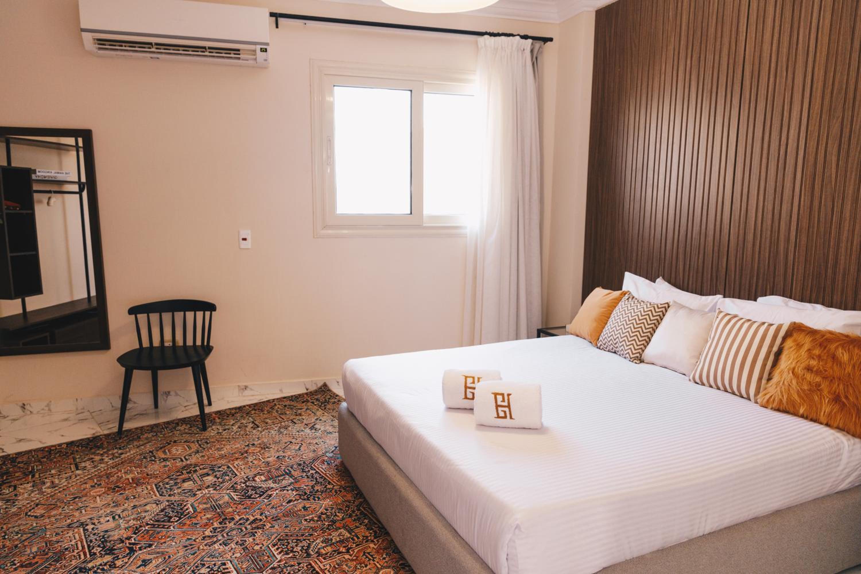 VIDA by Elegant Hospitality - near malls