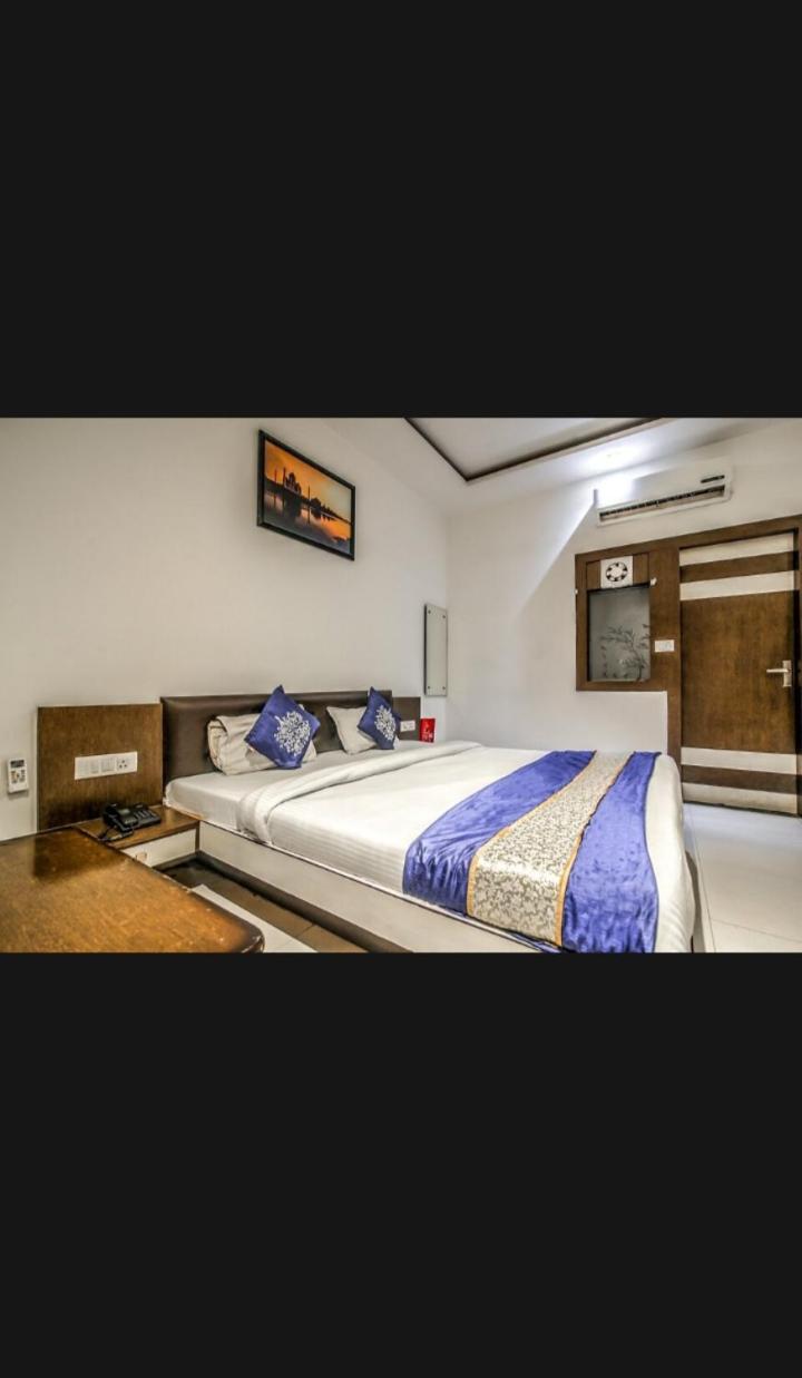 Hotel Riviera view 4
