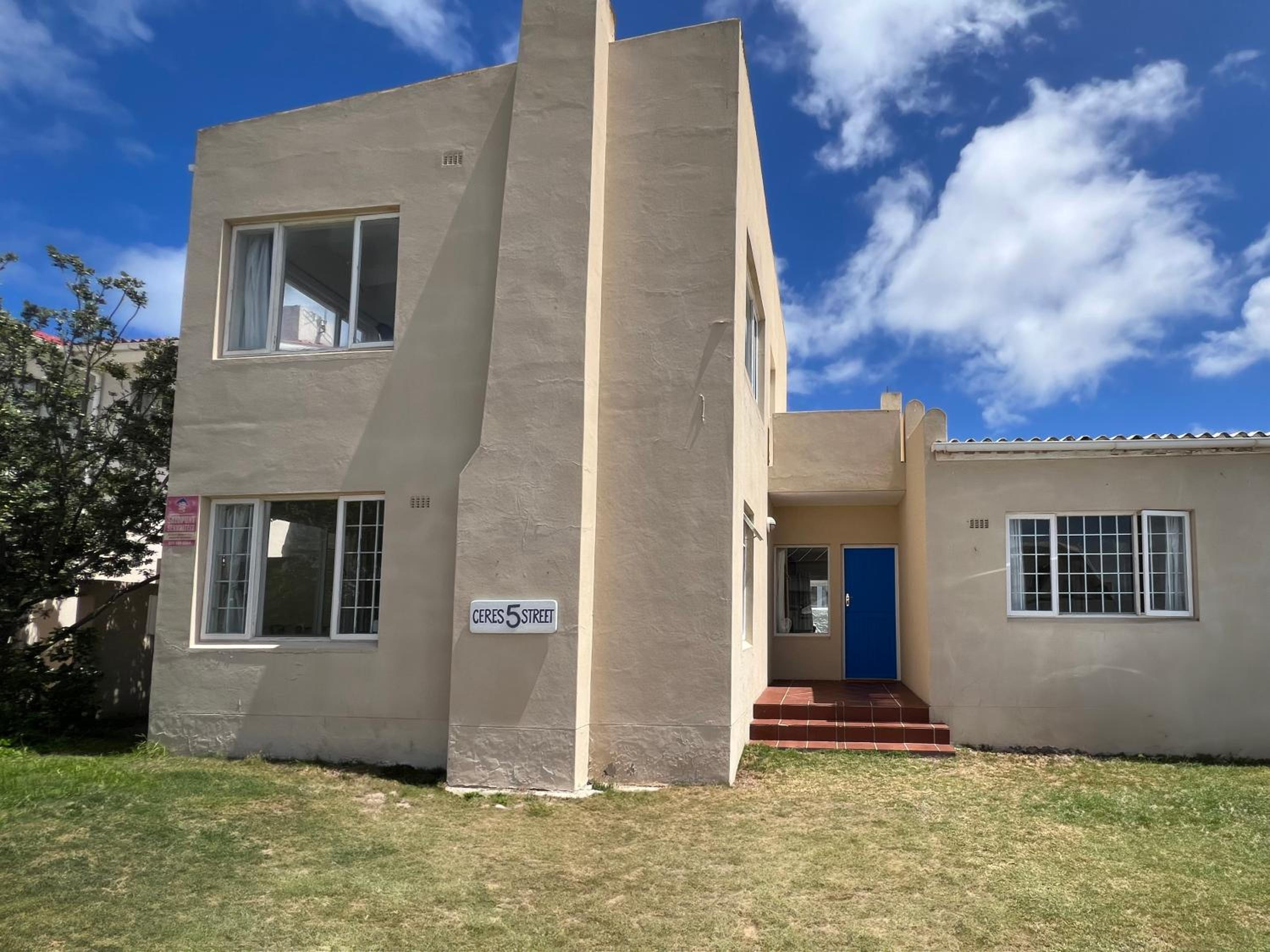 Sunny House in Stunning Arniston view 4