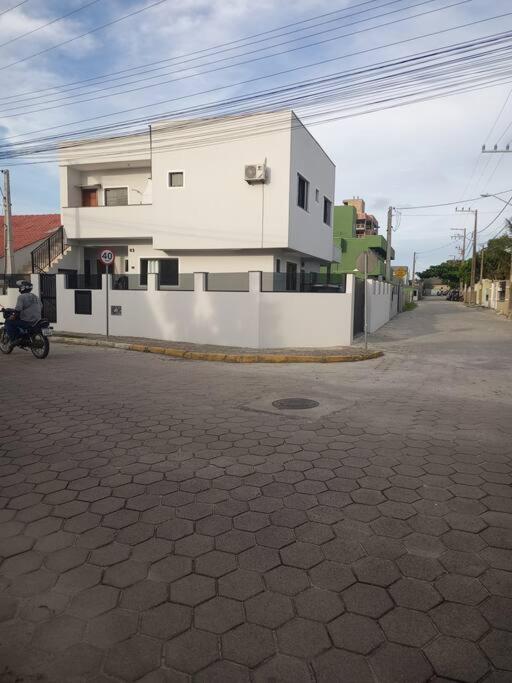 Casa 200m da praia, 8 pessoas, piso superior