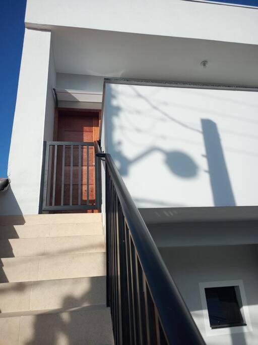 Casa 200m da praia, 8 pessoas, piso superior