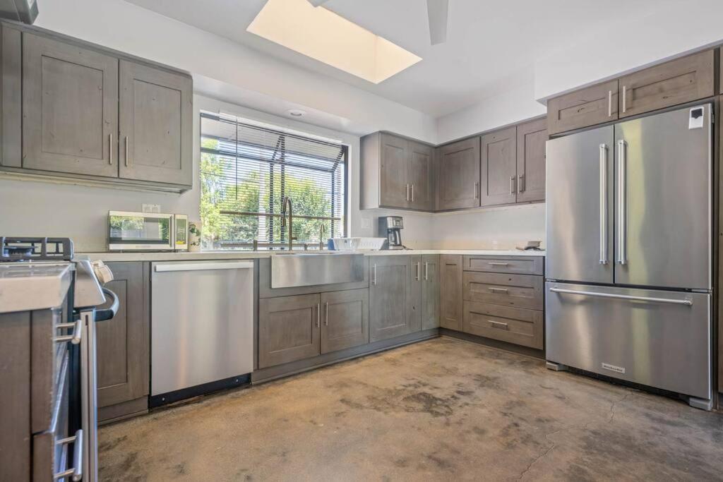Oakdale Retreat with Pool & More