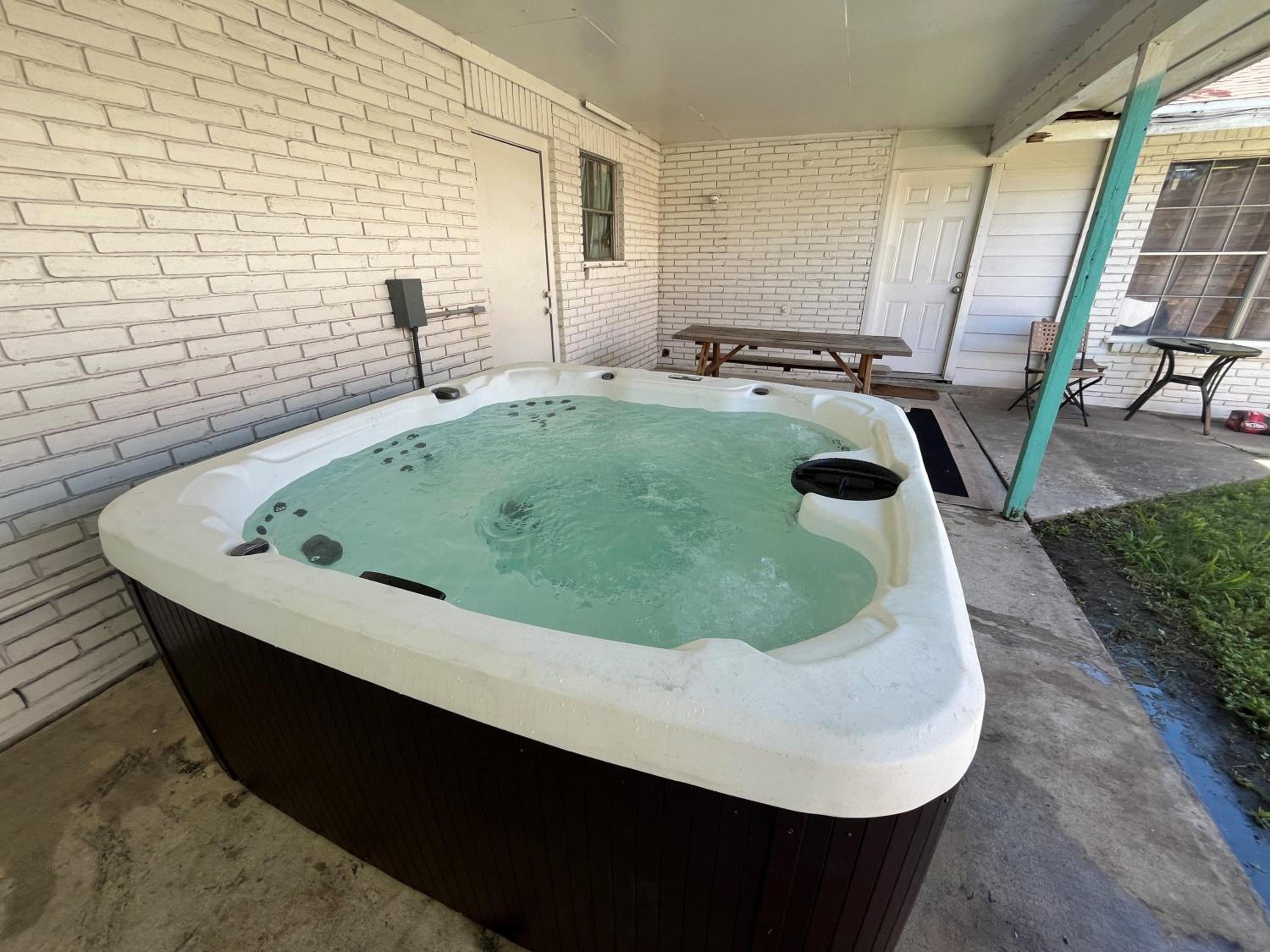 Contemporary Coastal Oasis Awaits view 4