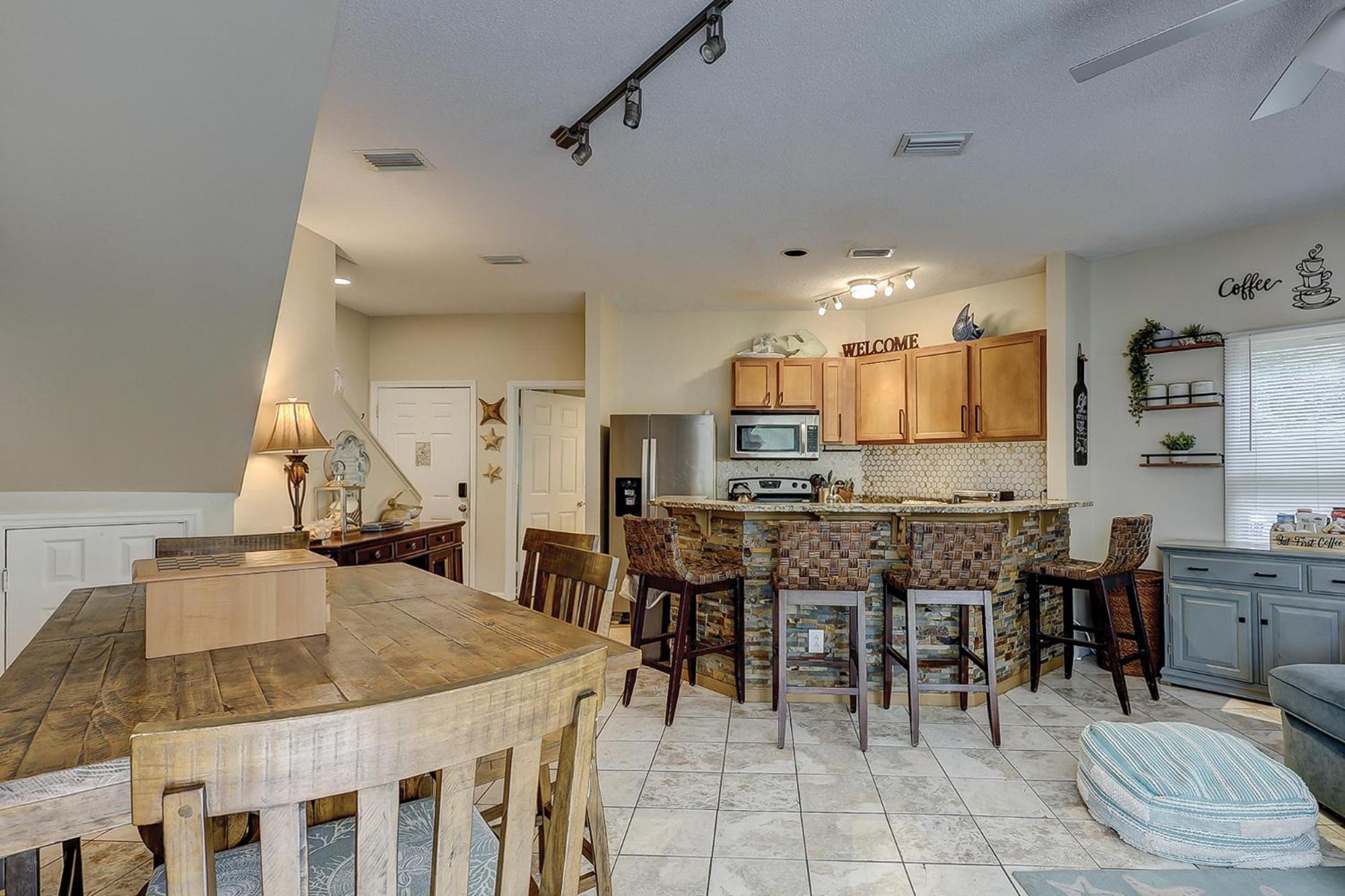 3 BR 3 BA Updated Luxury Oceanbreeze Bikes & Beach Gear included view 2