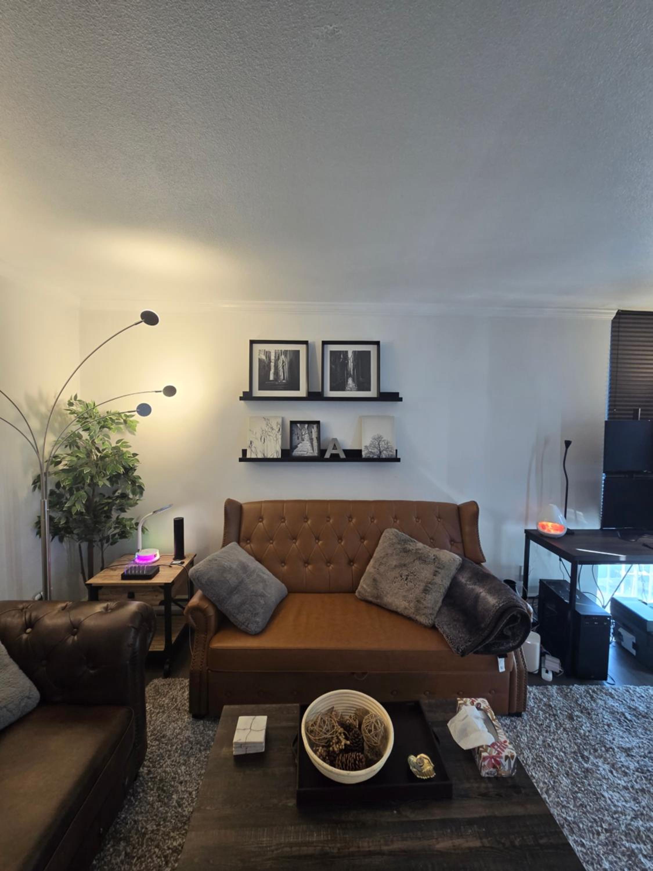 Designer-Luxury. WaterView, Parking, Rooftop pool