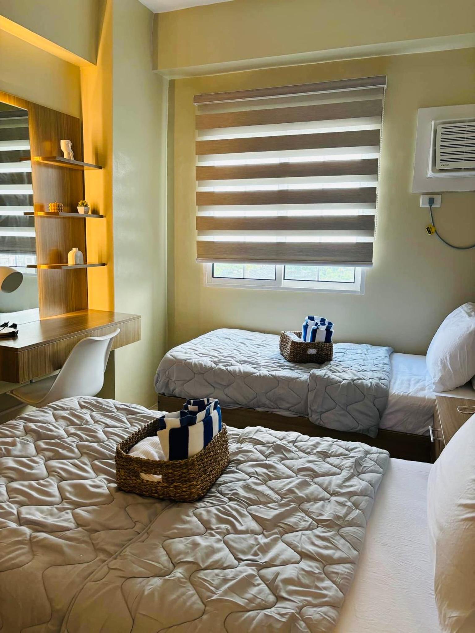 HomeSuiteHome Cebu view 3