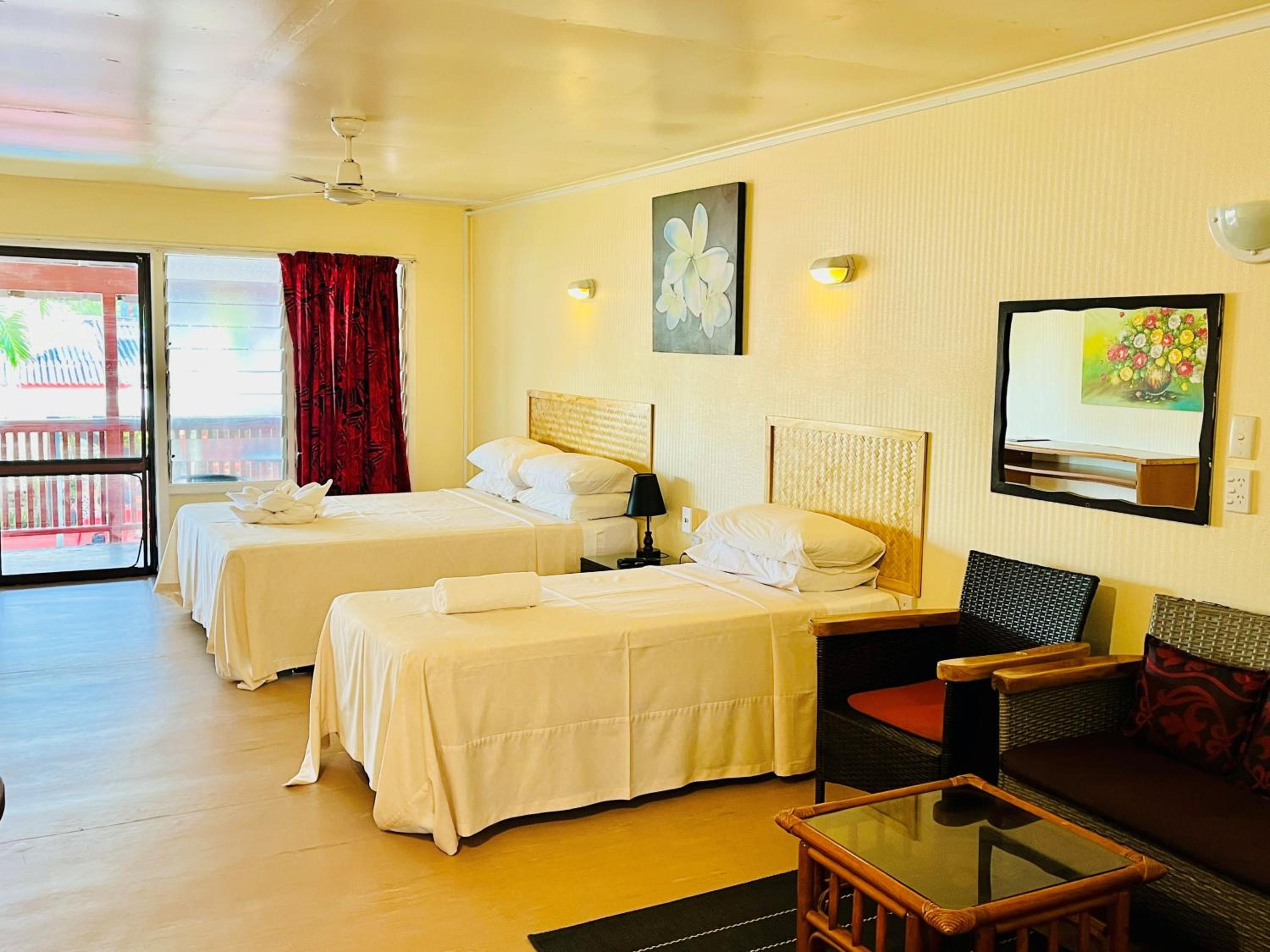 Kiikii Inn & Suites