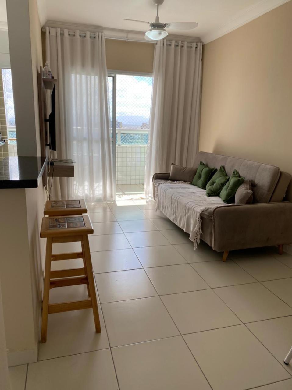 Apartamento na praia por temporada