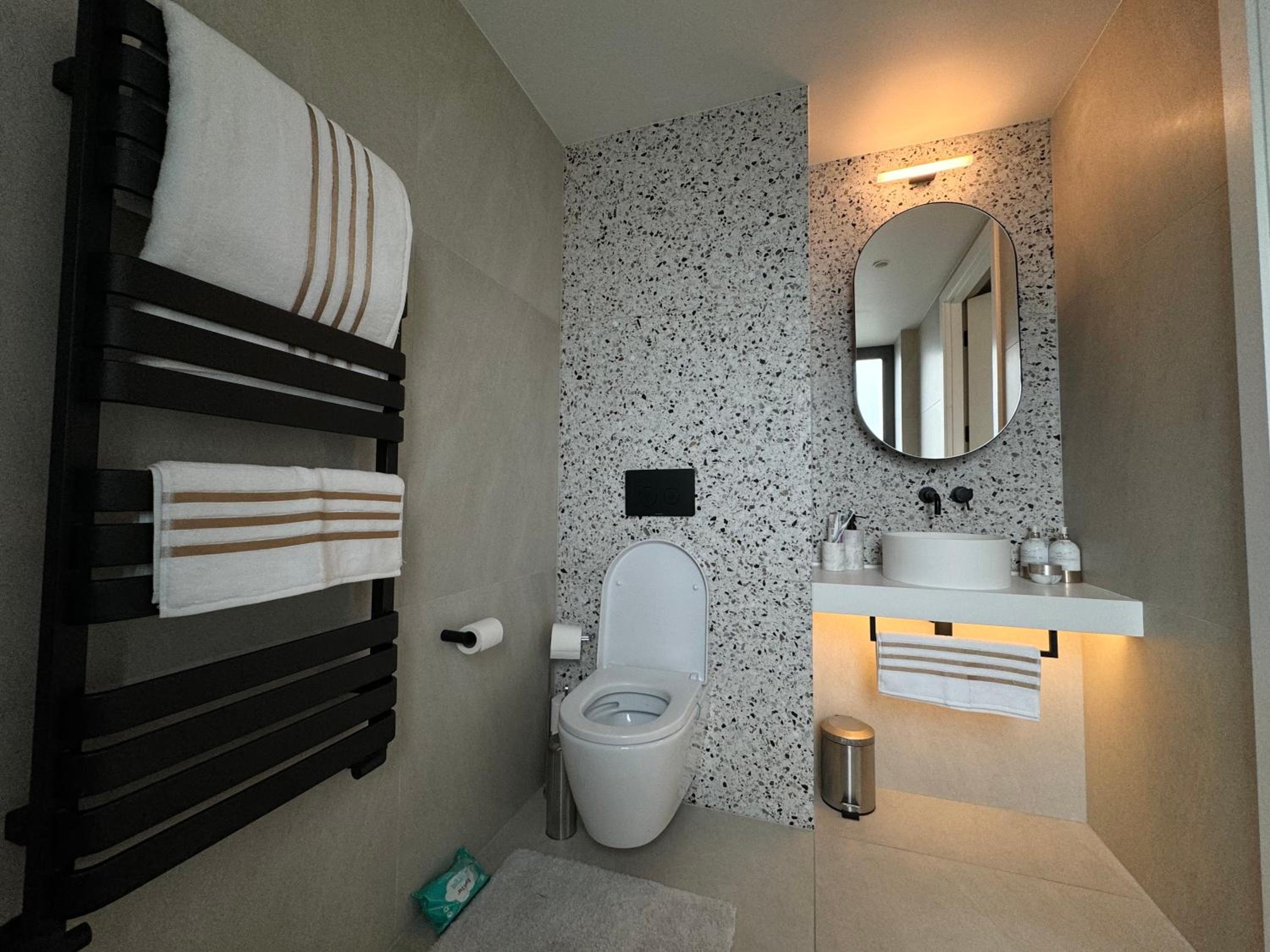 Stylish Luxury 1 Bedroom Flat