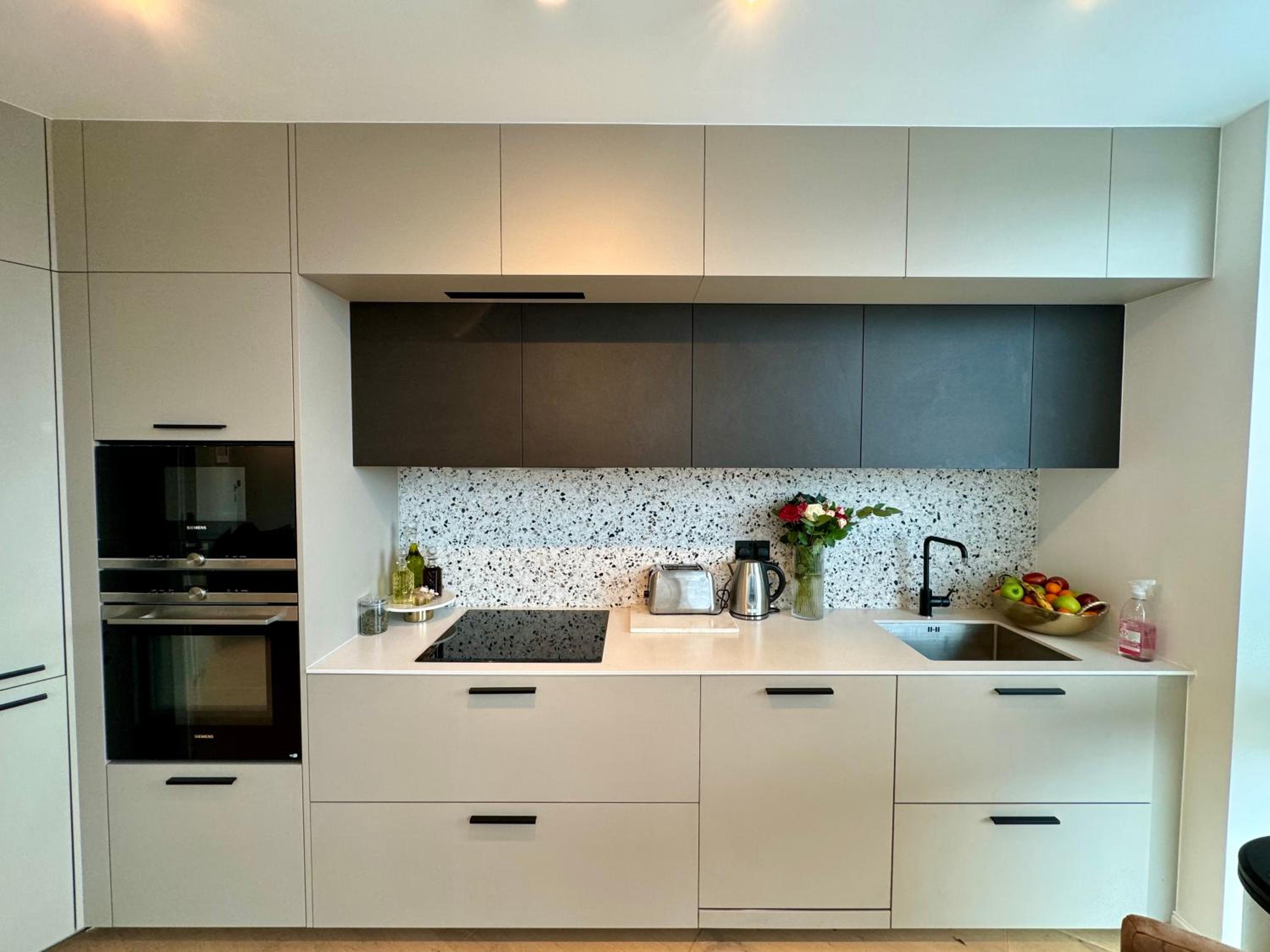 Stylish Luxury 1 Bedroom Flat