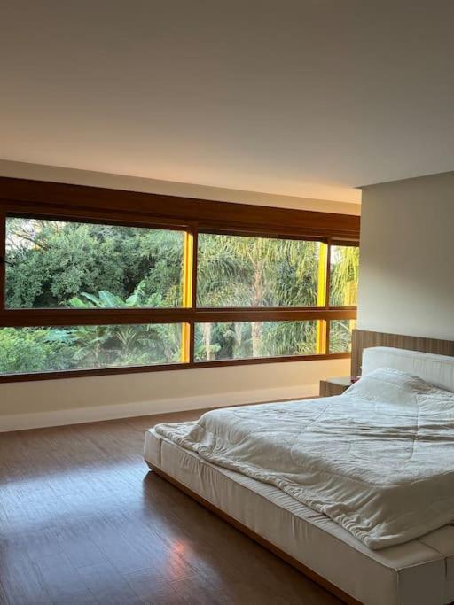 Pool Villa front sea Campeche beach private condo