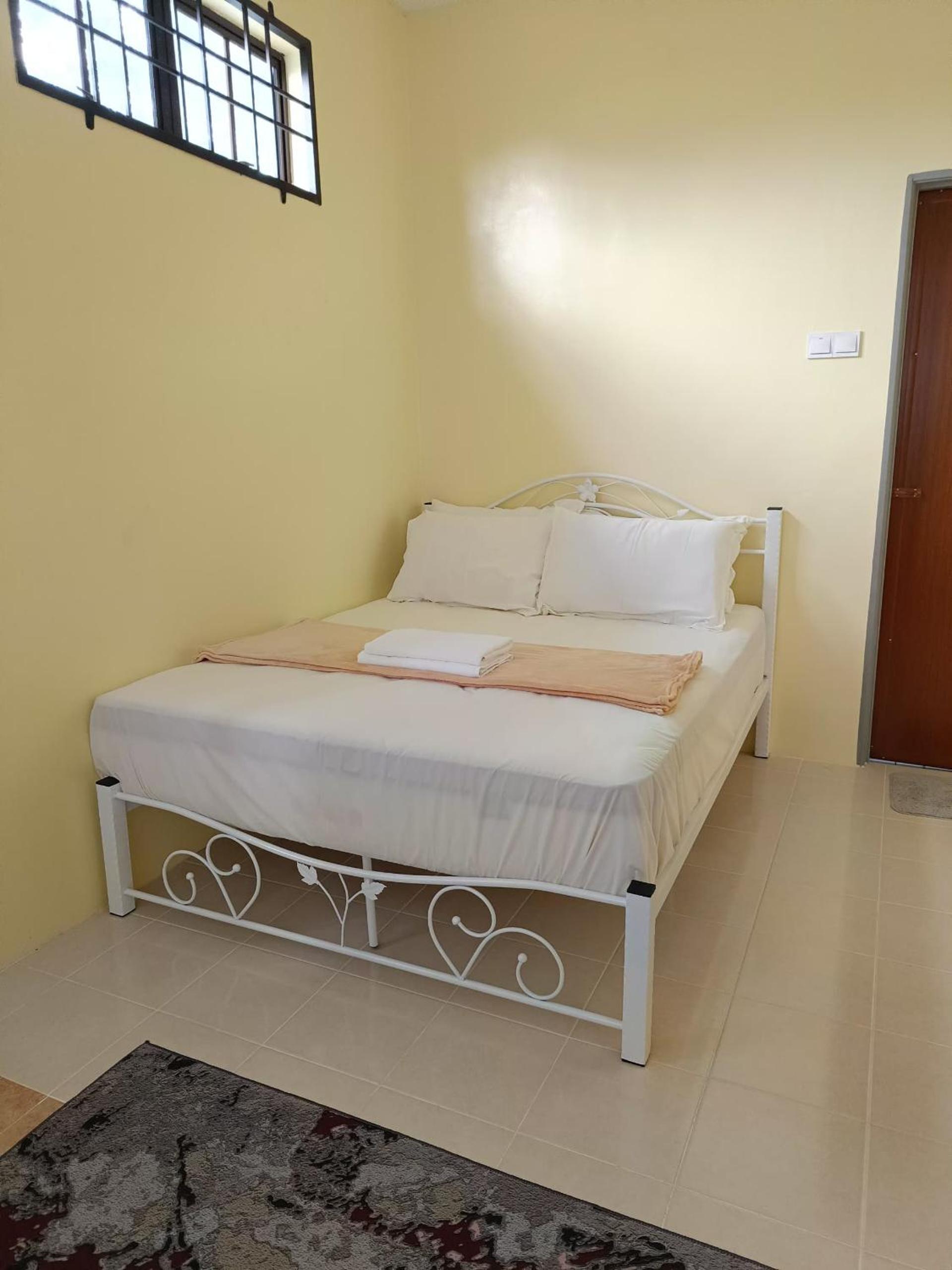 ZULMY Homestay Permaipura Golf