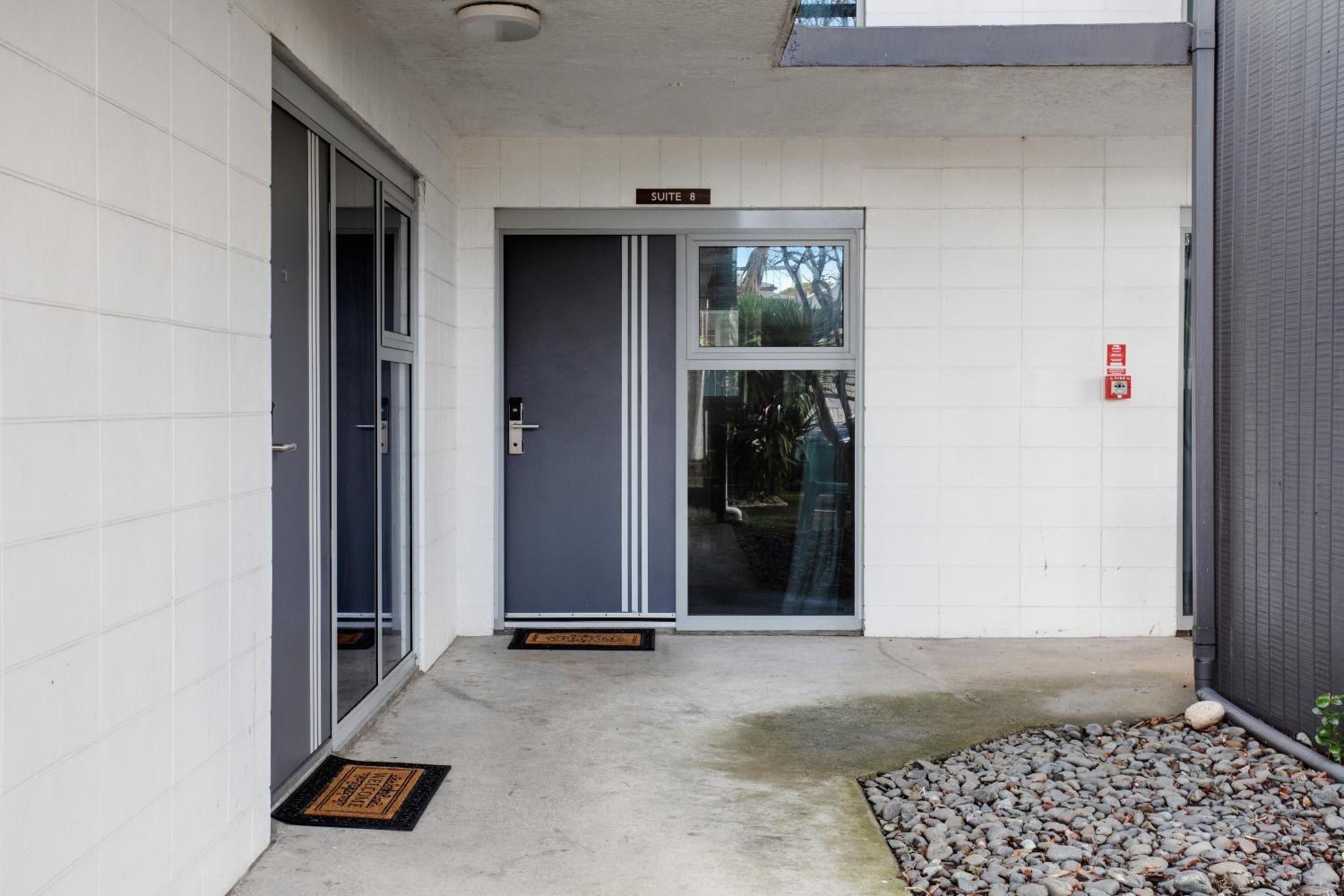 Ellerslie Palms Motel