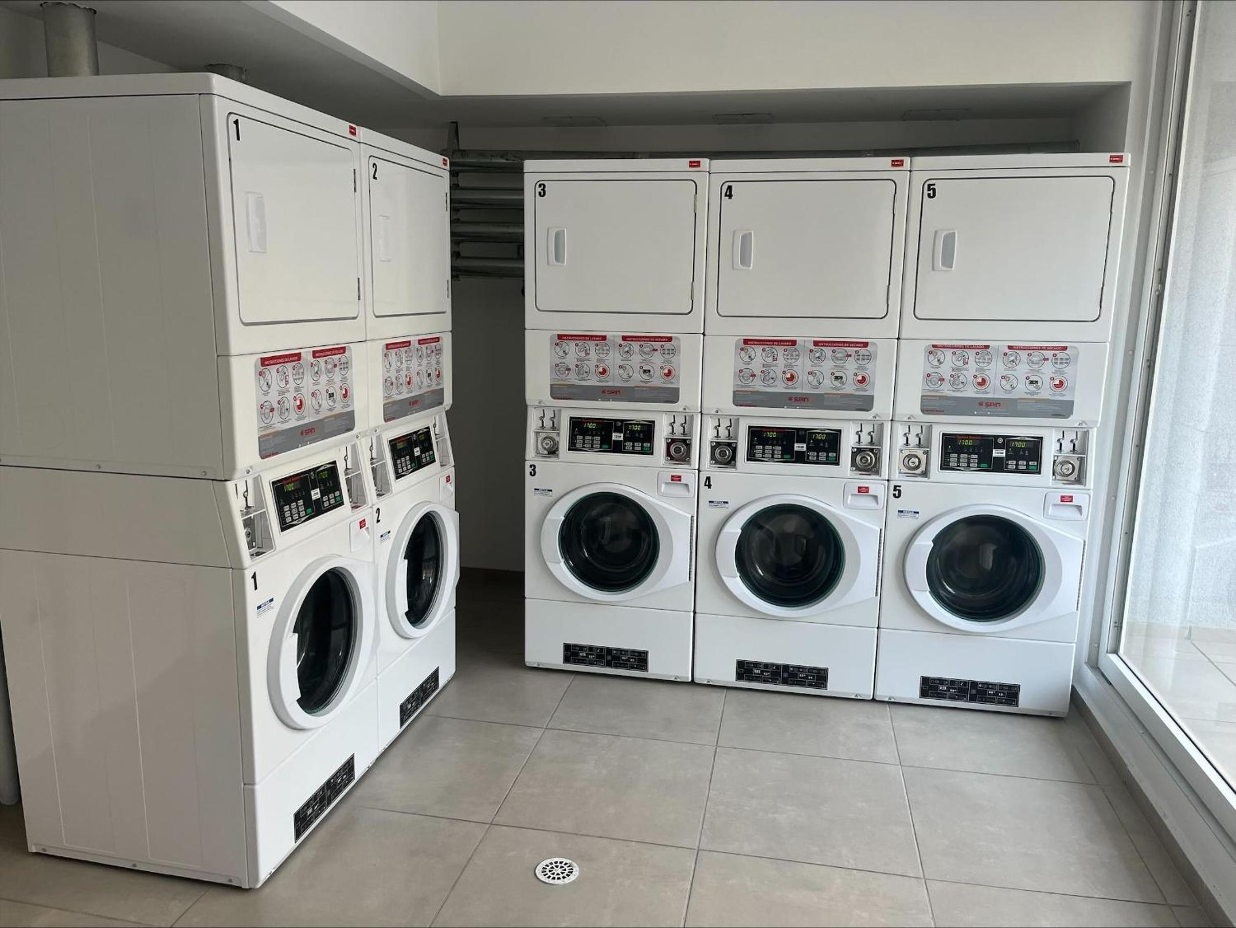 Departamento Full equipado con estacionamiento