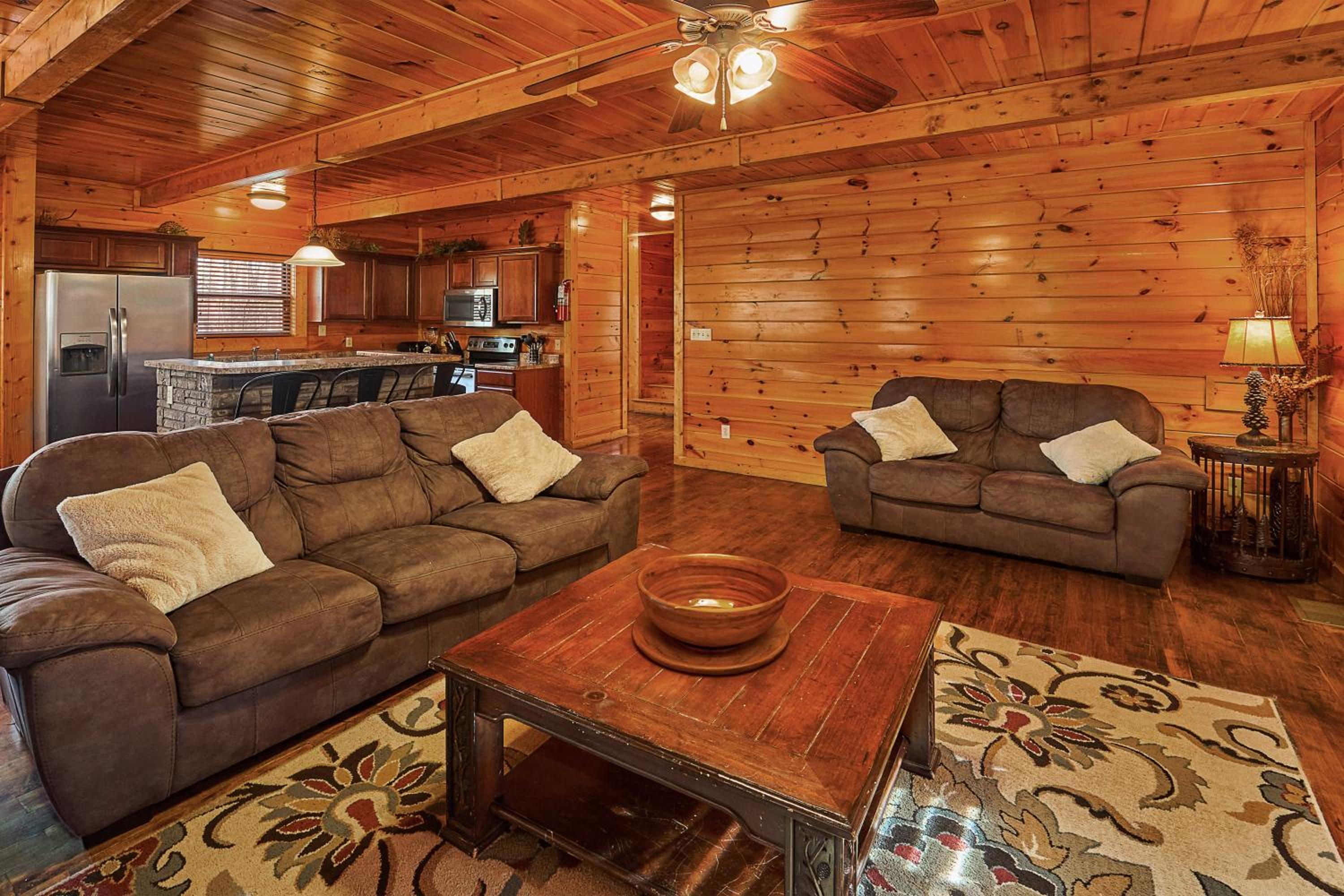 Amazing Views Private Theater Hot Tub