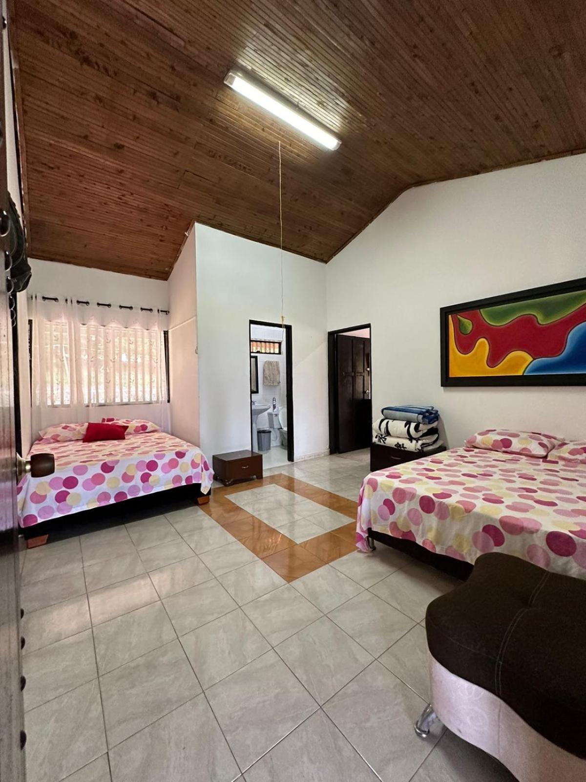Casa Campestre Buga Parcelación Paraiso de Sonsito