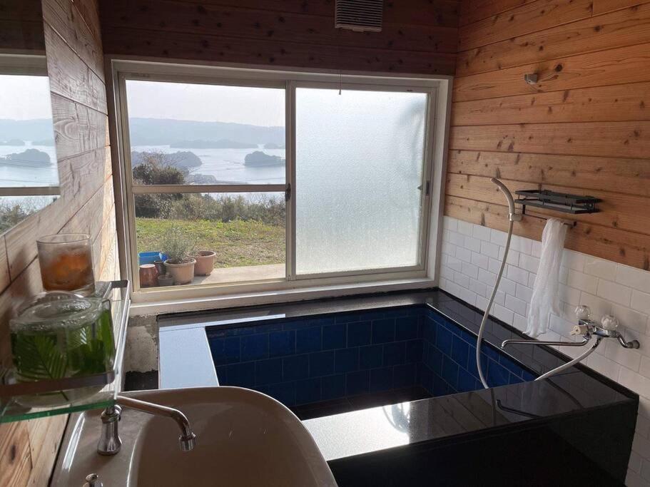 Holiday house with great views! view 3