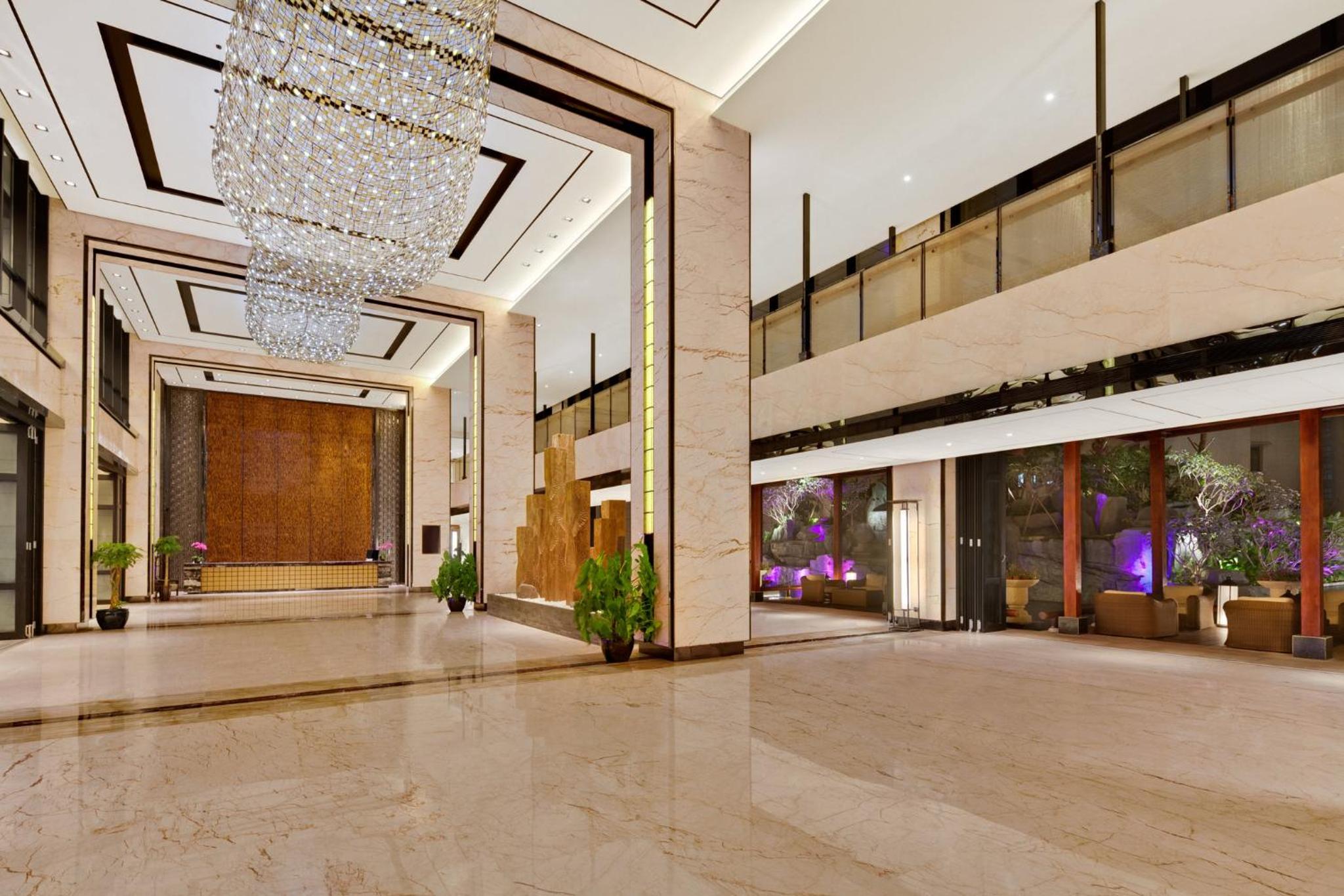 Crowne Plaza Sanya City Center by IHG