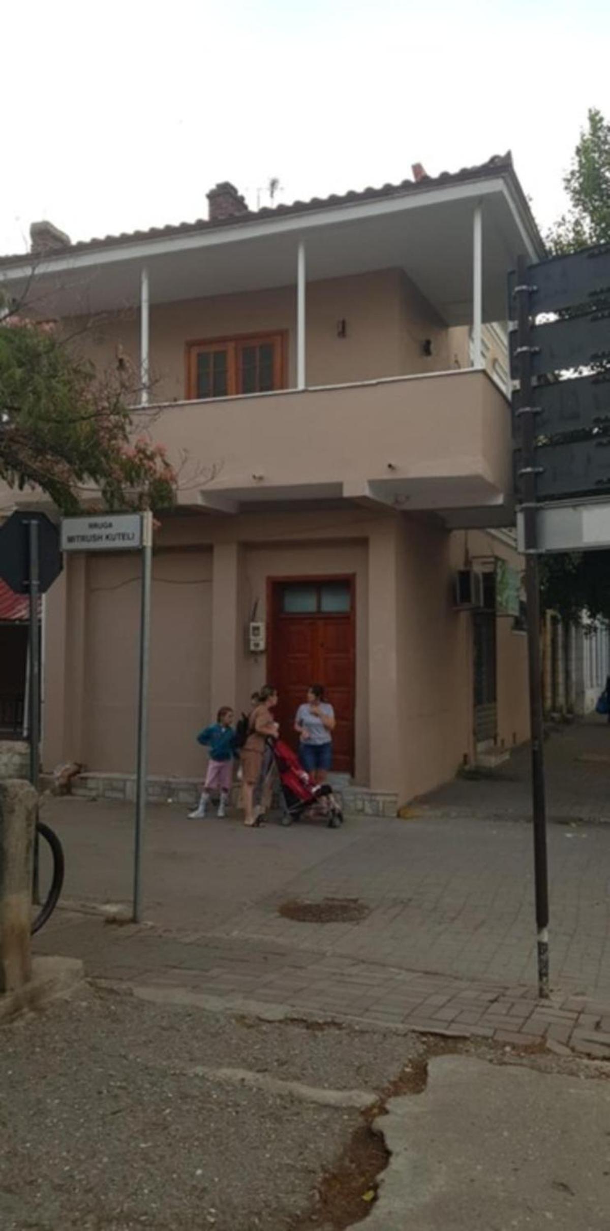 2BR Lakeside Harmony & Balcony - Pogradec, Lake Ohrid