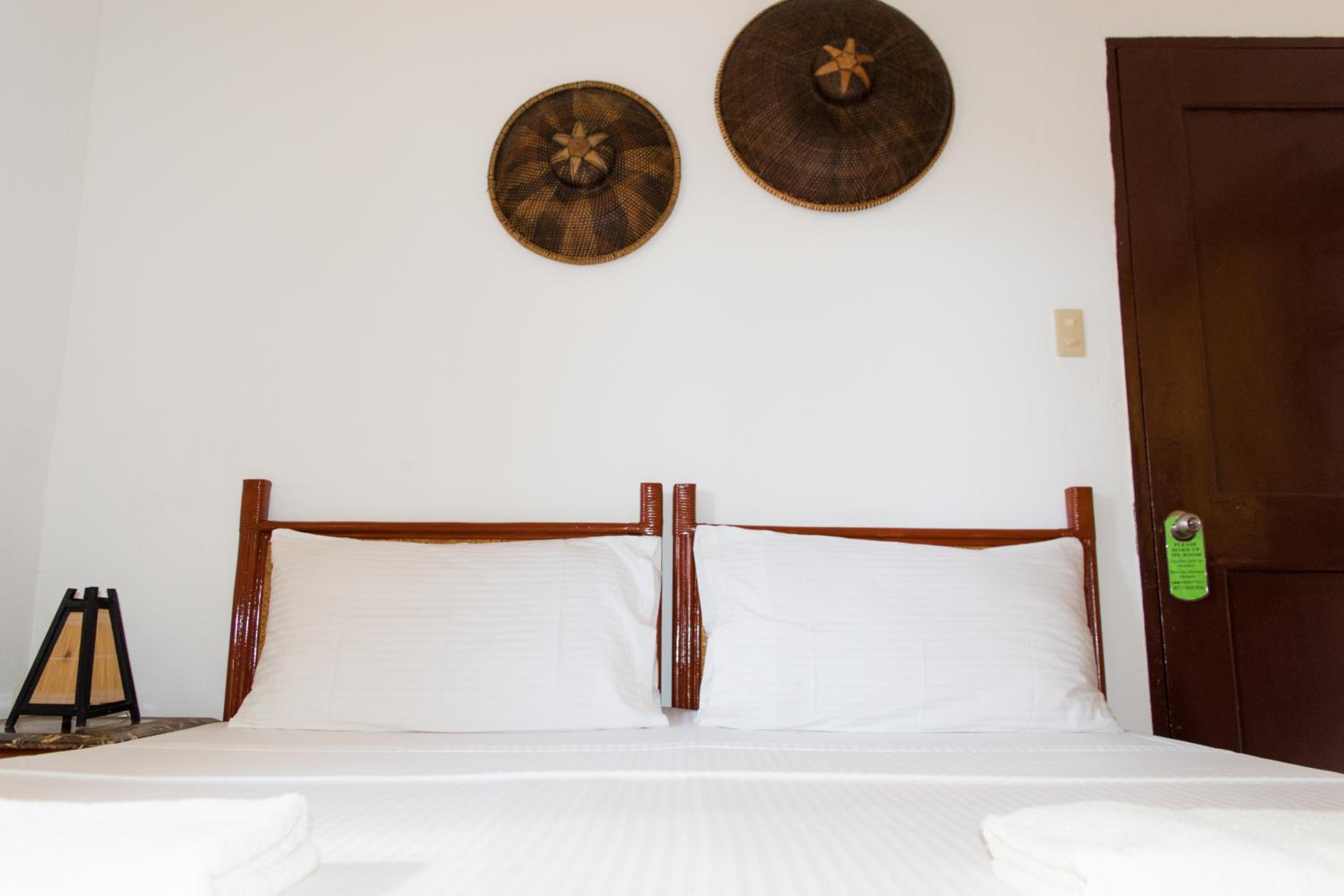Alona Vida Beach Resort