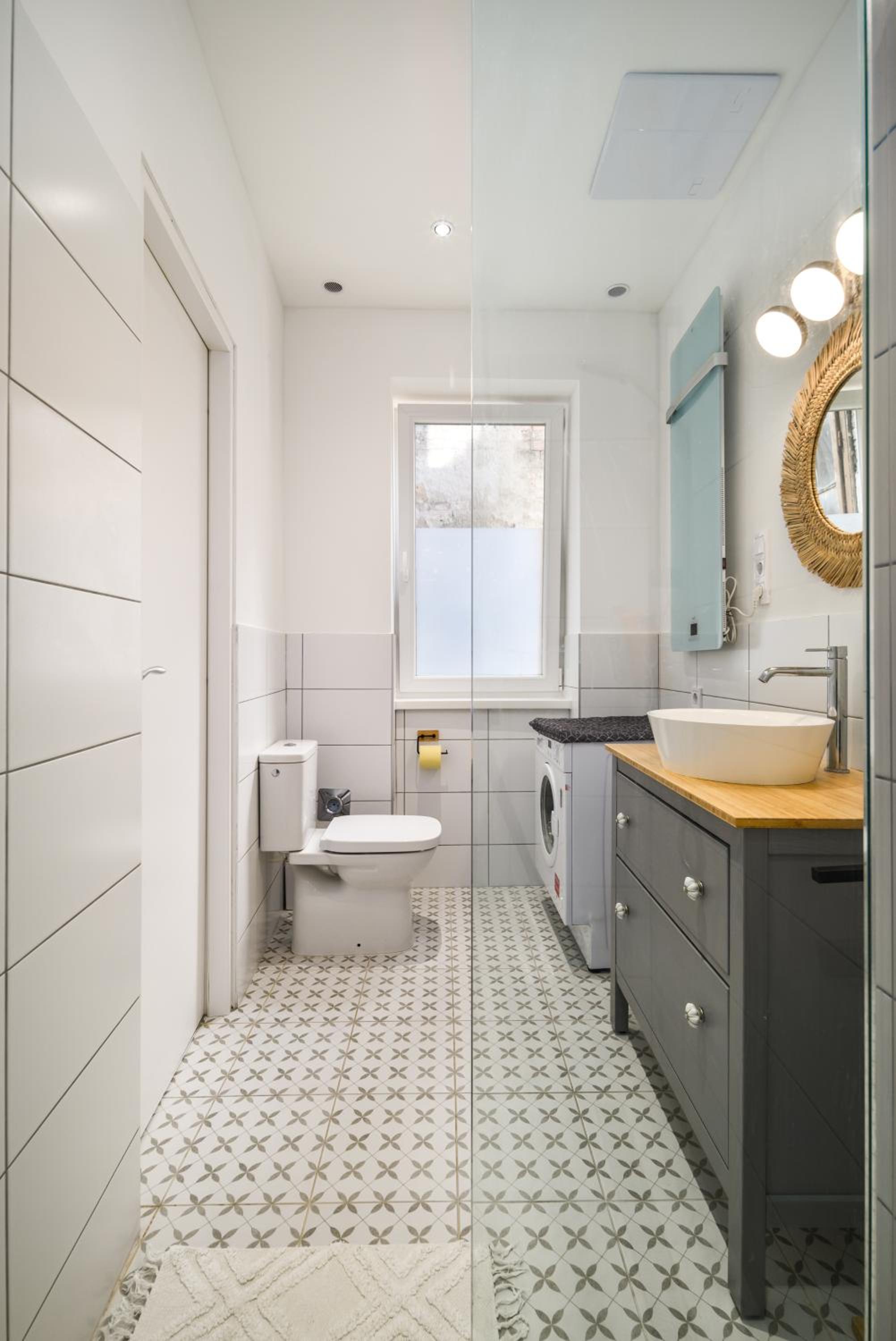 Downtown apartment 2 minutes from Opera House