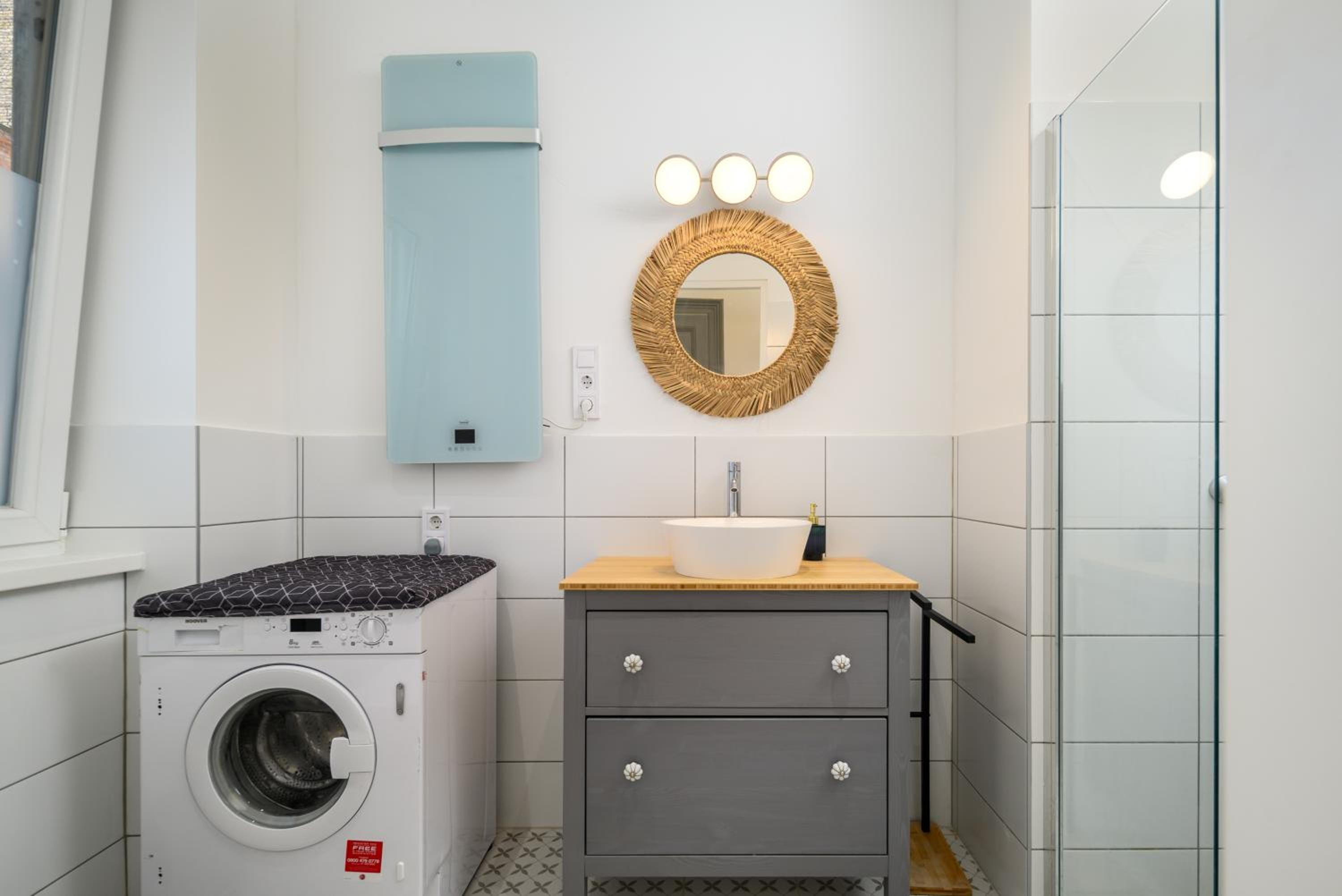 Downtown apartment 2 minutes from Opera House