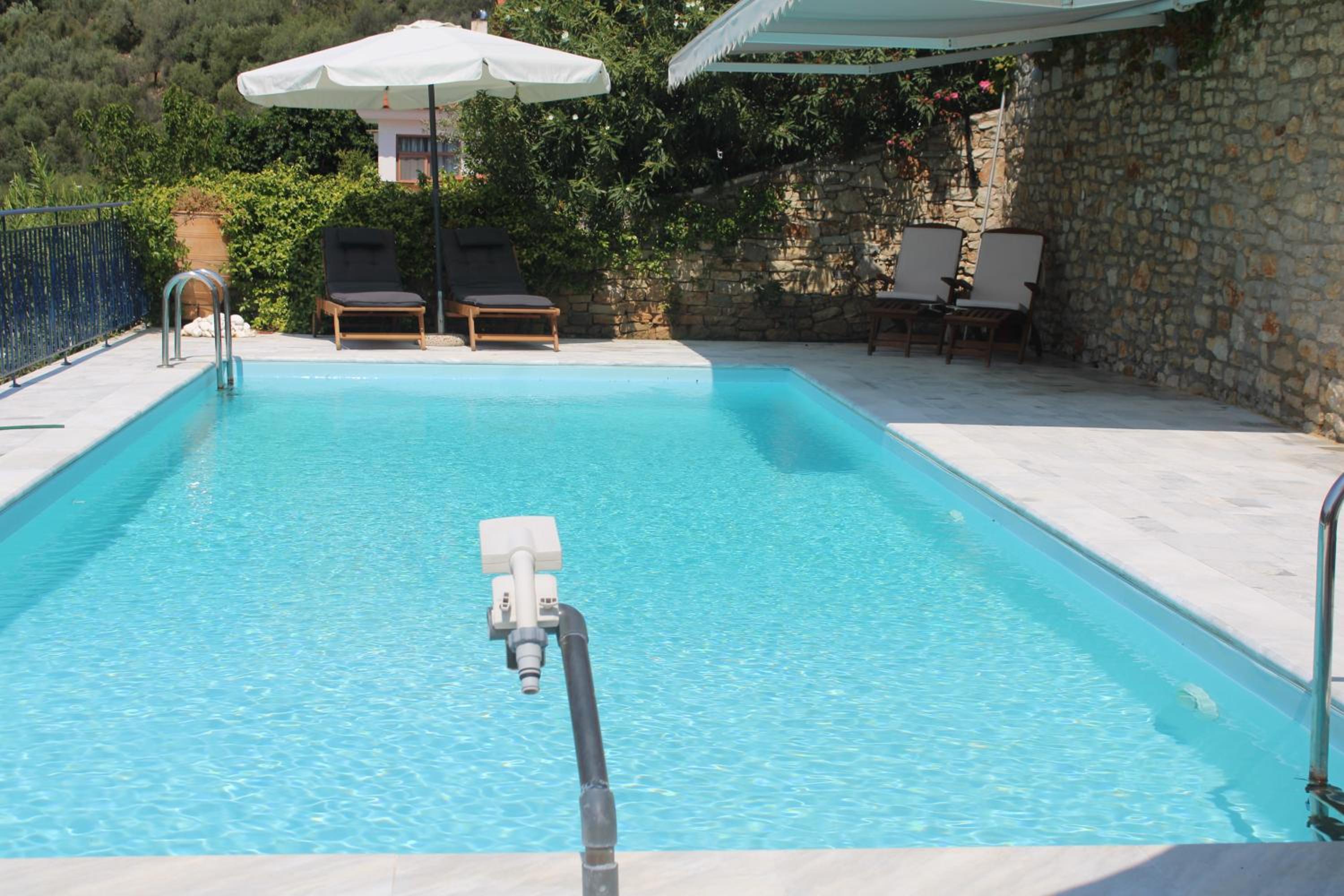VILLA gALINI