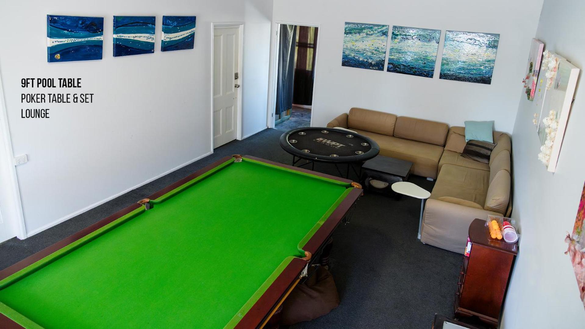 lounge