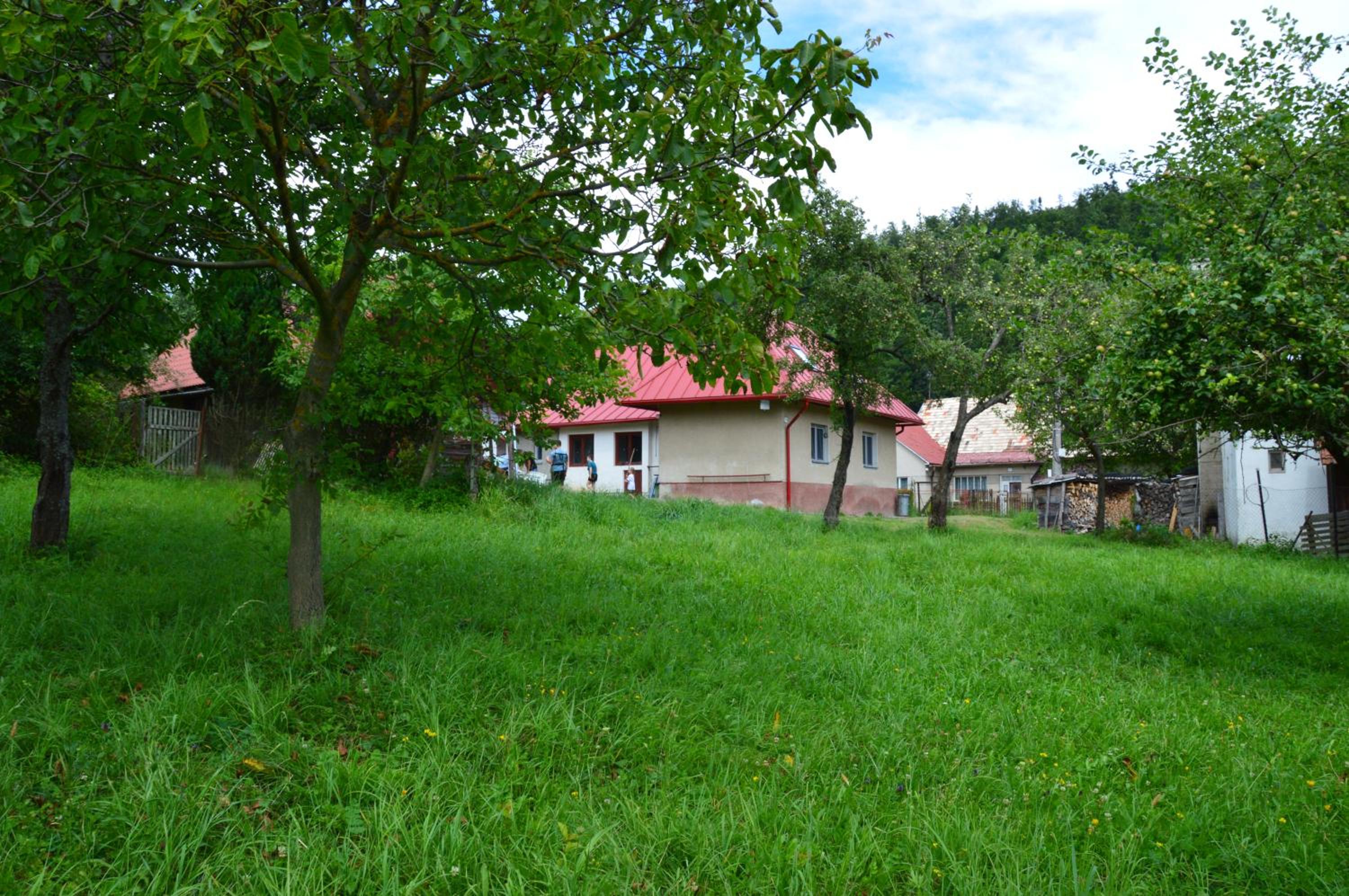 Romantická chalupa na laze view 2