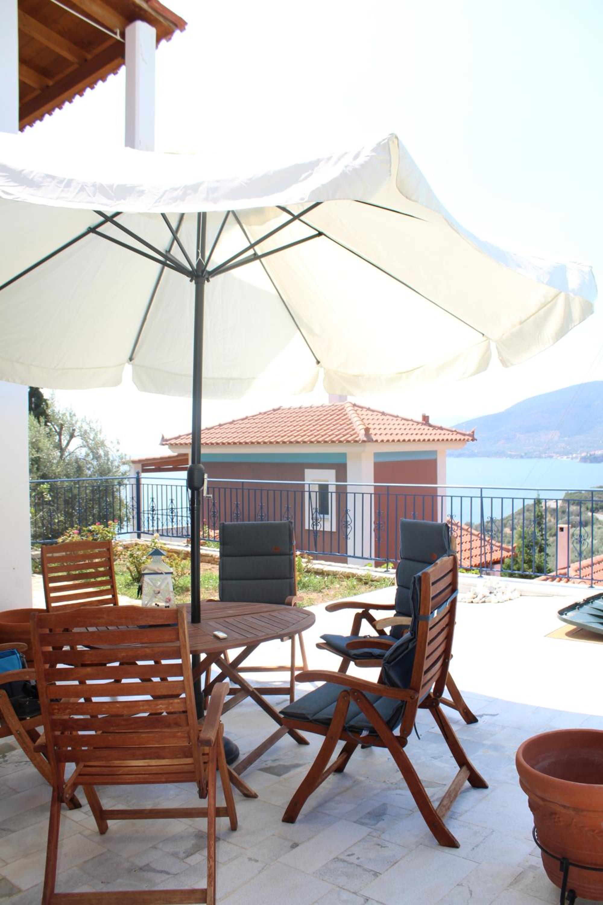 VILLA gALINI