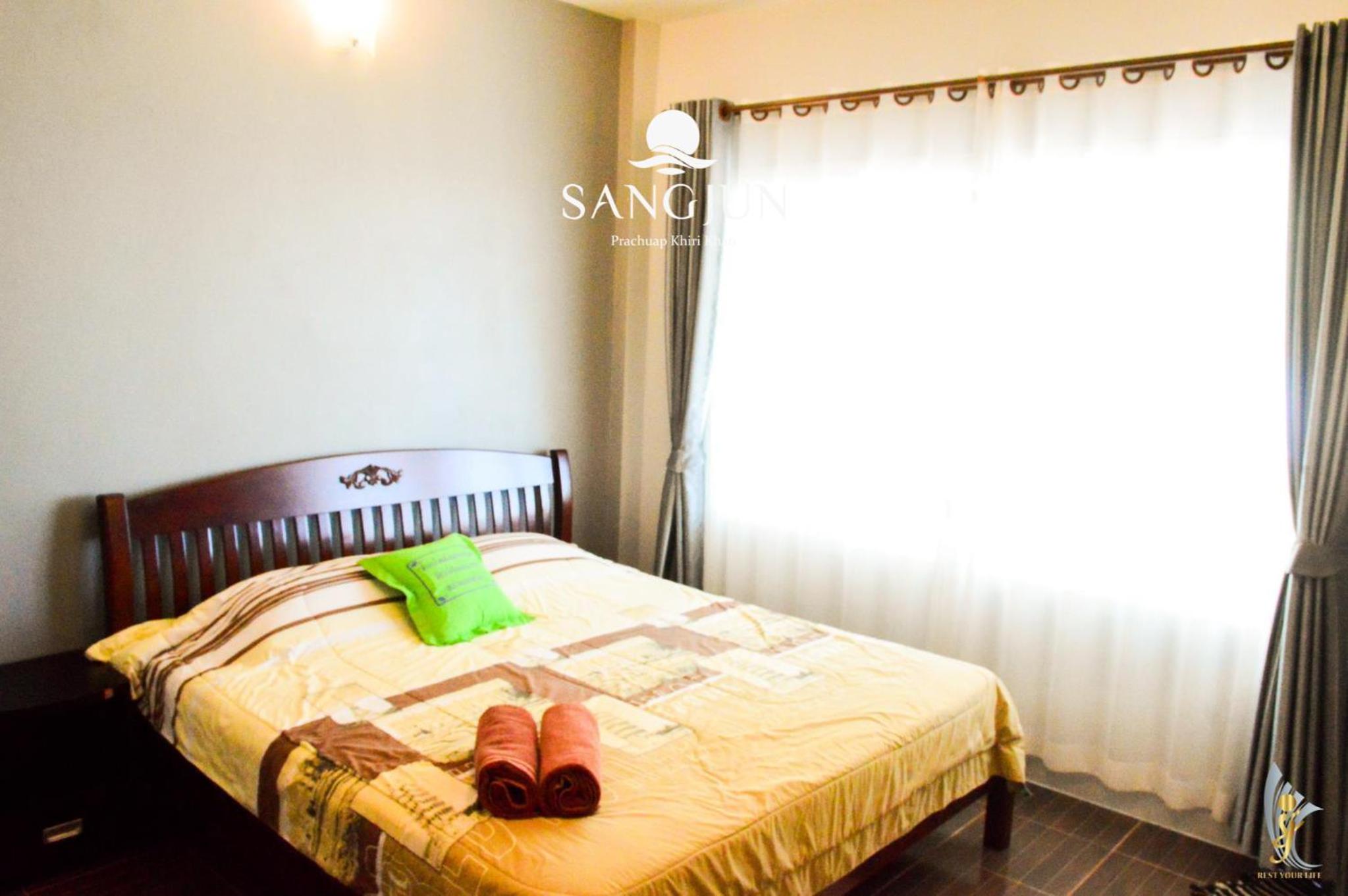 Sangjun On Beach Resort, Bang Saphan - 16