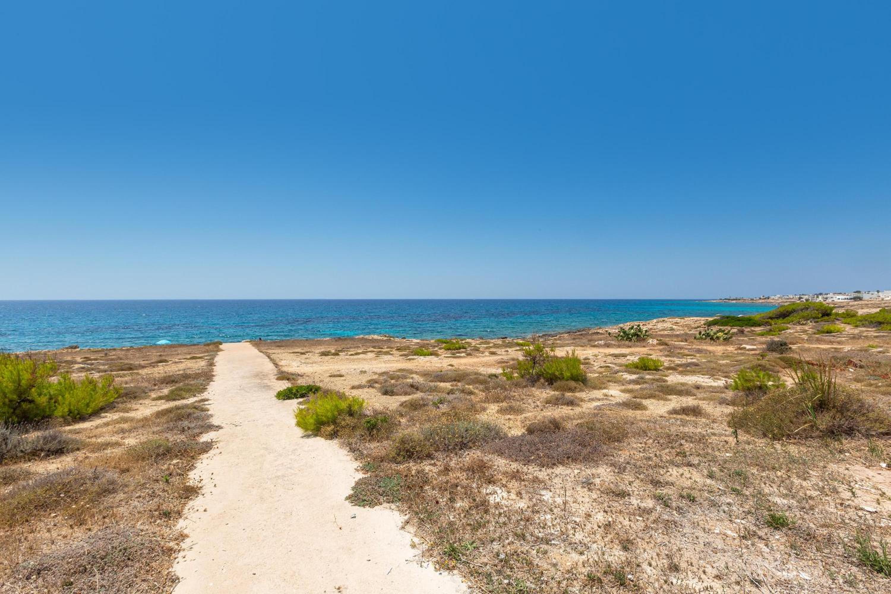 Respira Mare by BarbarHouse view 3