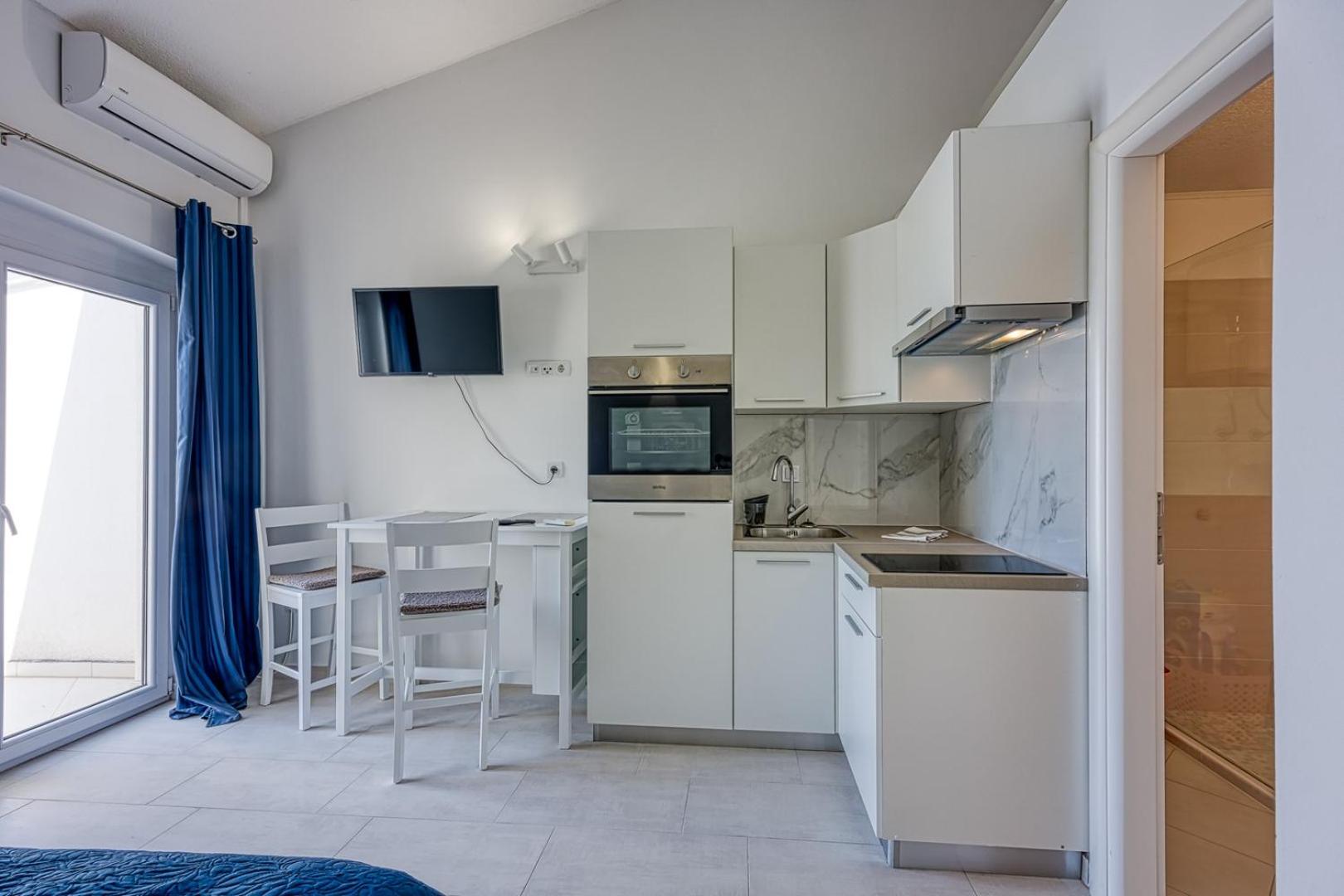 Apartments Galeb