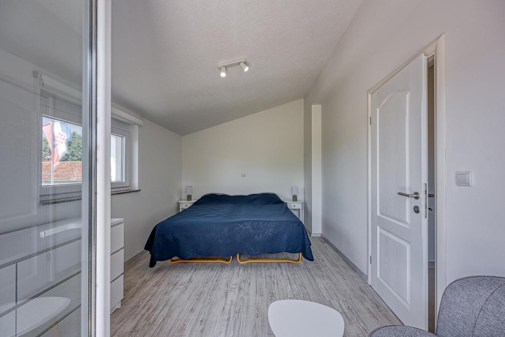 Apartments Galeb