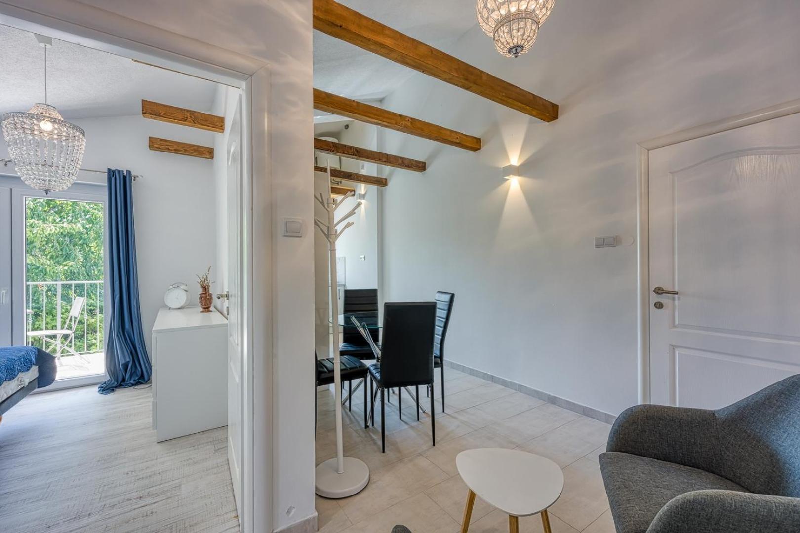 Apartments Galeb