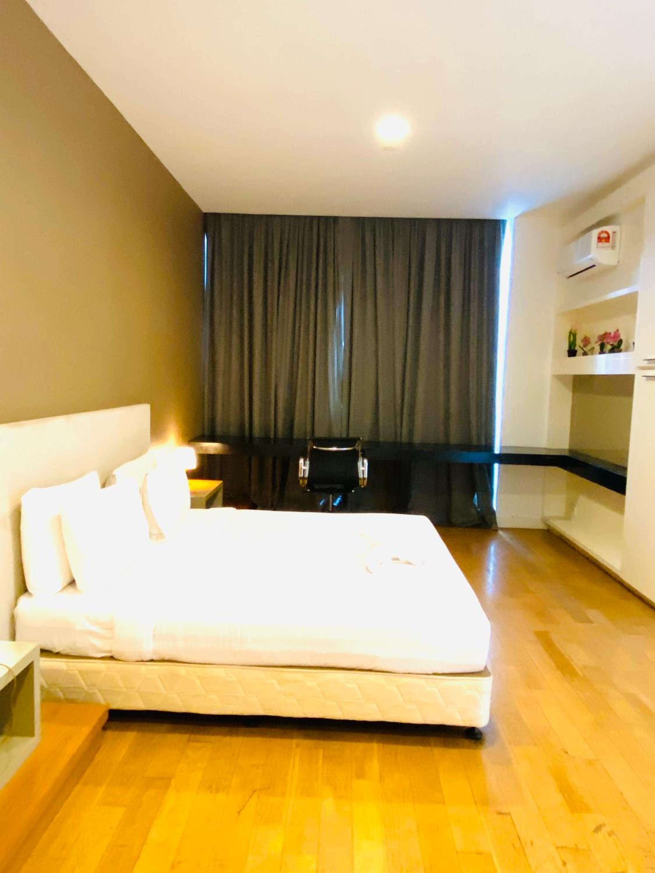 Easten Super Suites Platinum KLCC