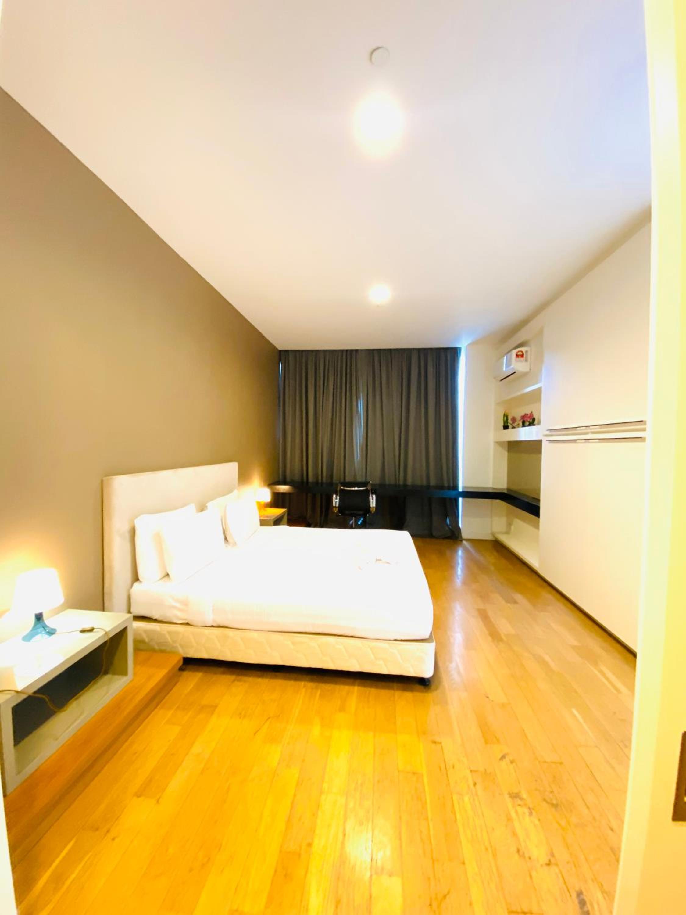 Easten Super Suites Platinum KLCC