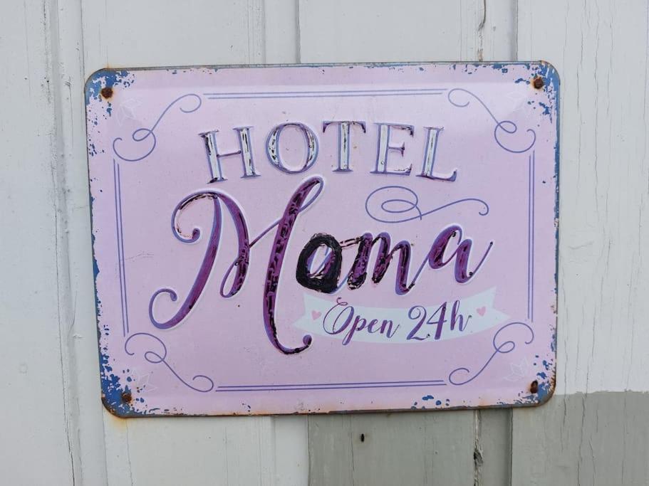 Hotel MOMA