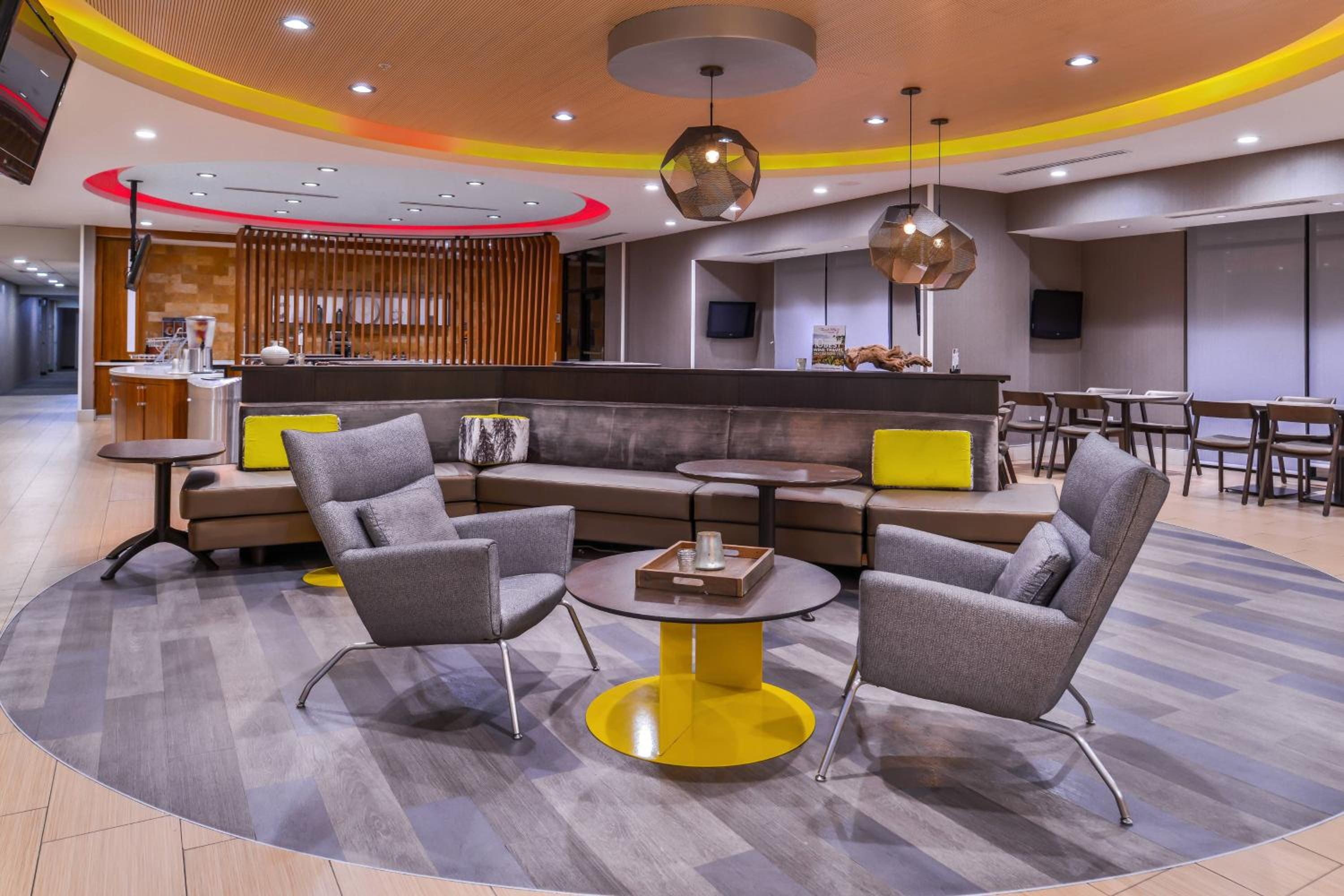 Temecula Vacations - SpringHill Suites Temecula Valley Wine Country - Property Image 32