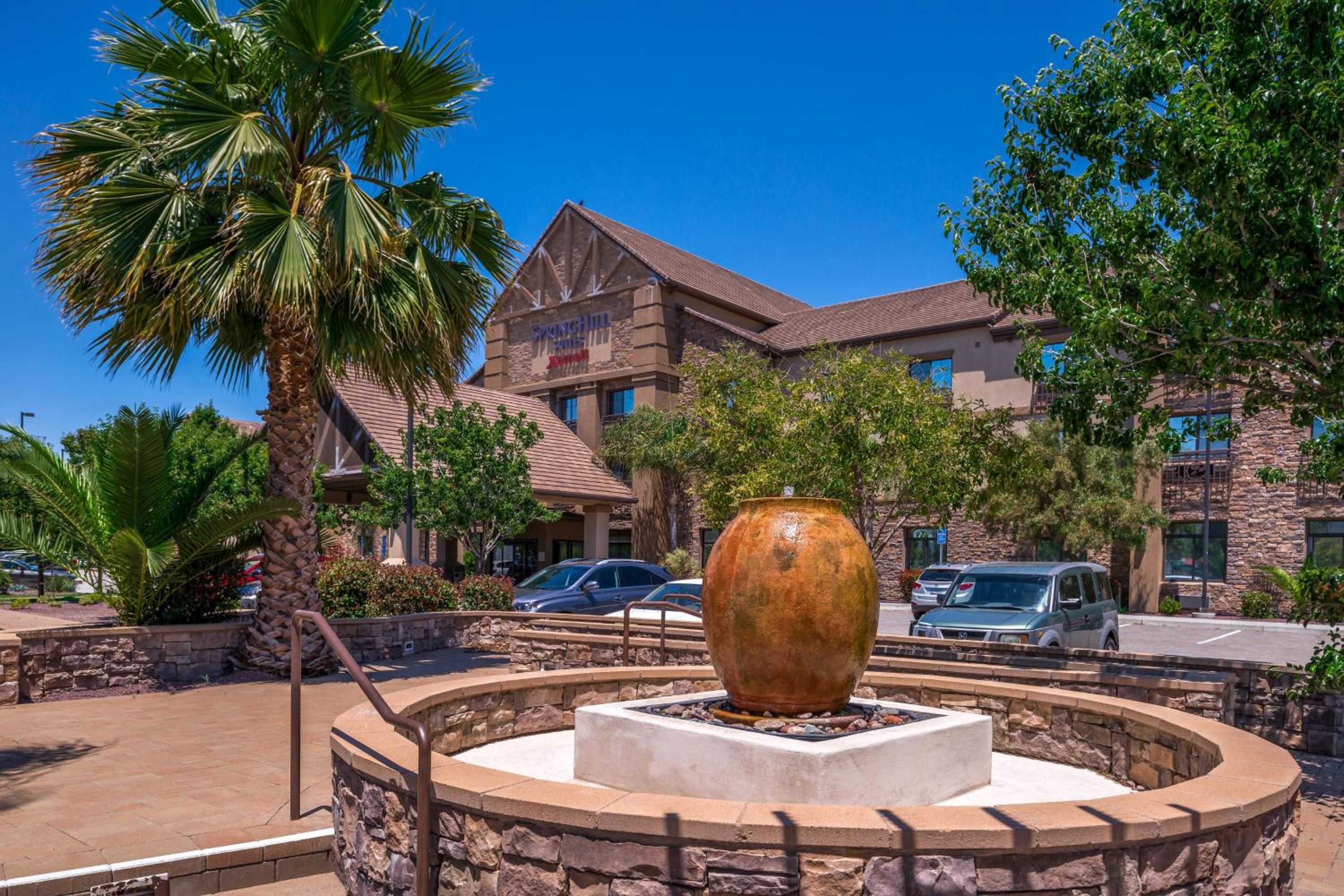 Temecula Vacations - SpringHill Suites Temecula Valley Wine Country - Property Image 23