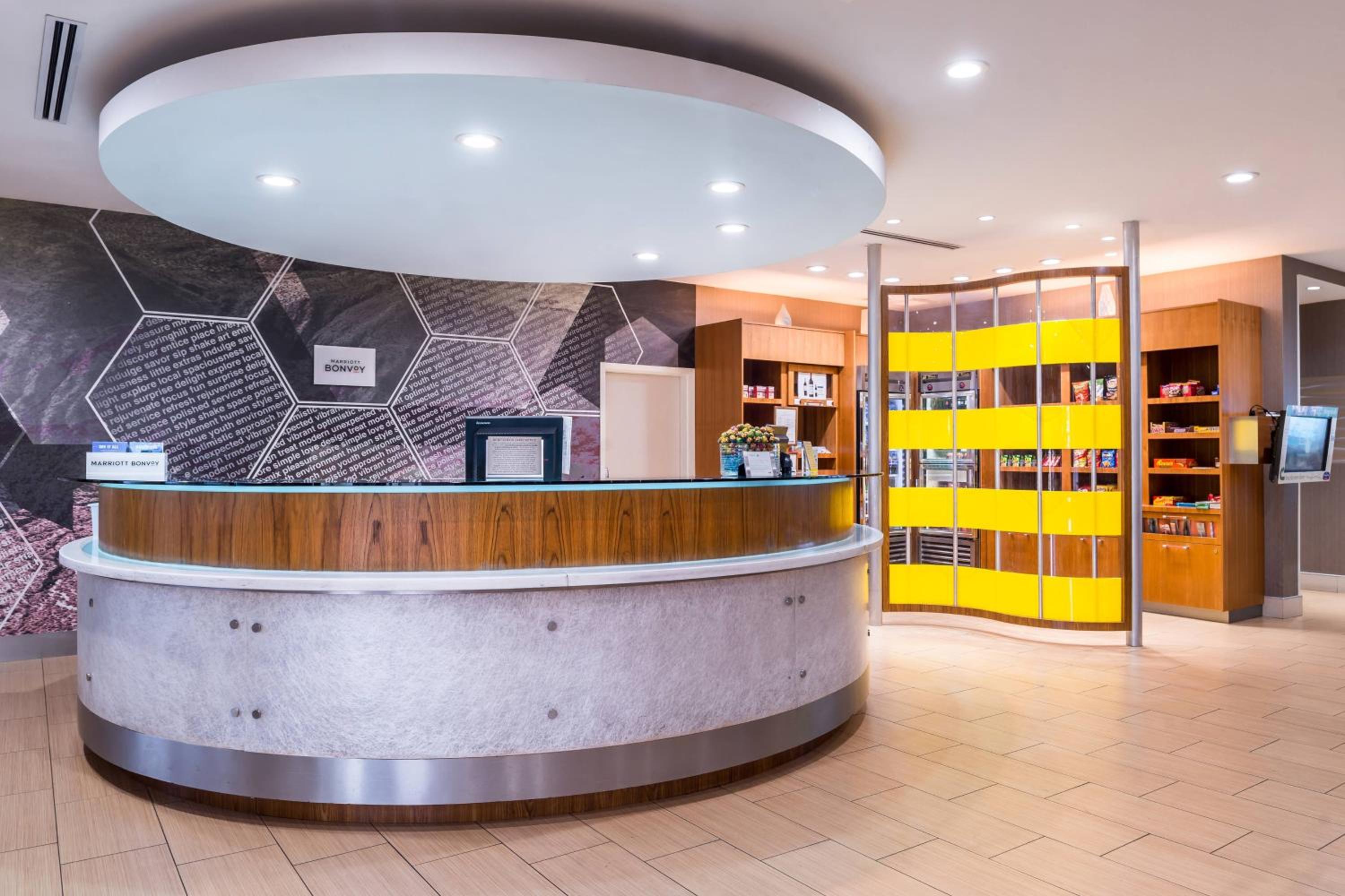 Temecula Vacations - SpringHill Suites Temecula Valley Wine Country - Property Image 28