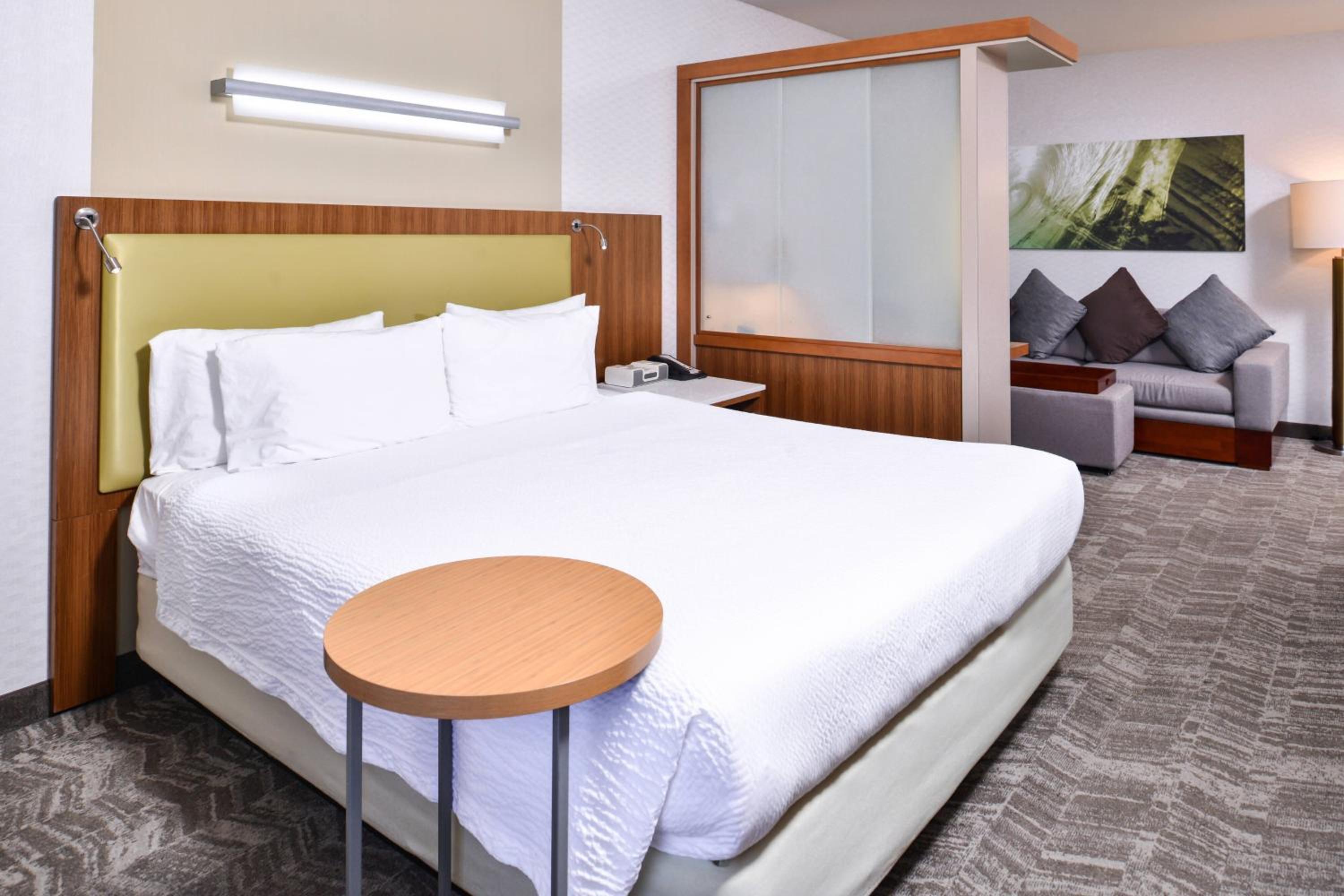 Temecula Vacations - SpringHill Suites Temecula Valley Wine Country - Property Image 39