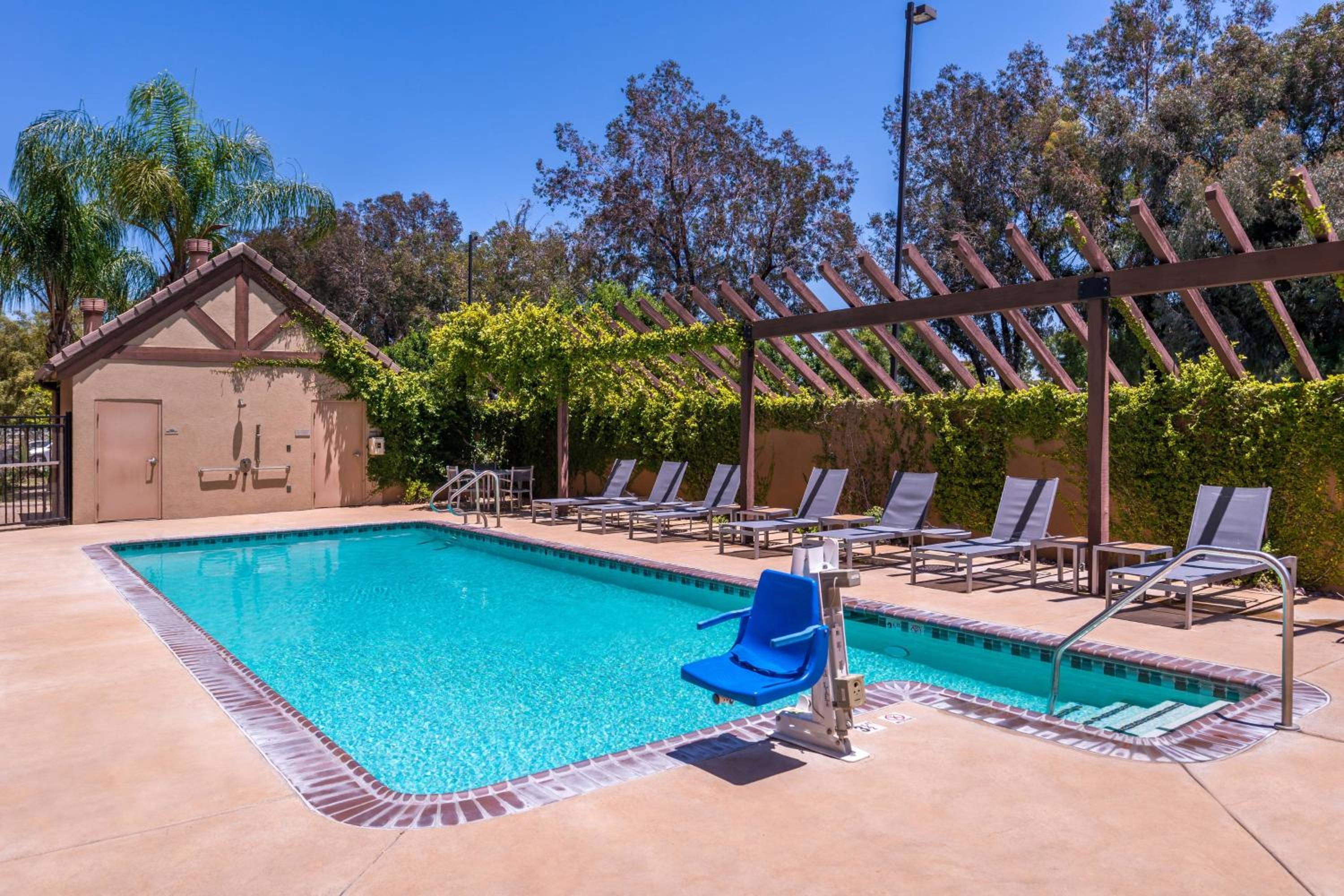 Temecula Vacations - SpringHill Suites Temecula Valley Wine Country - Property Image 13