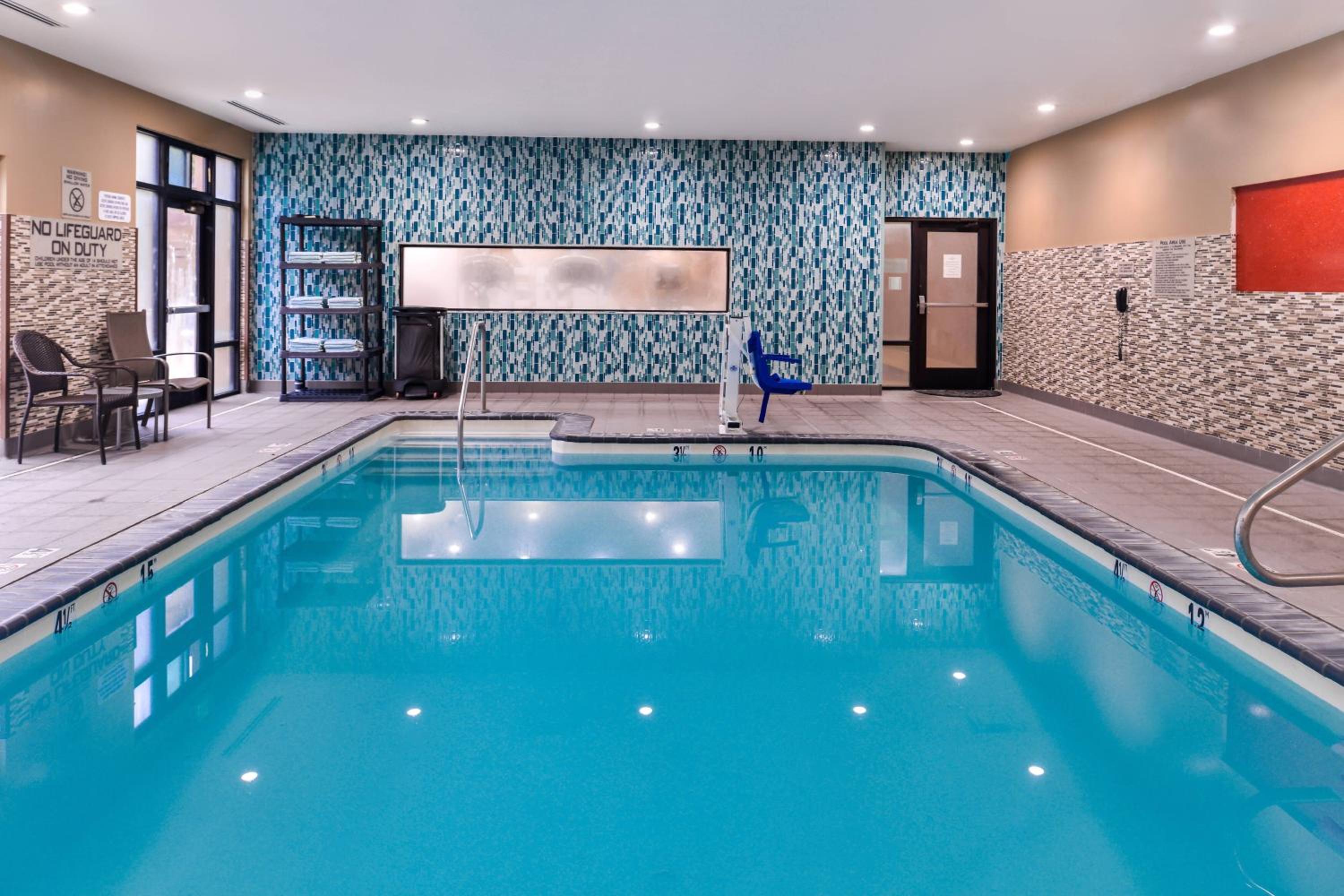 Temecula Vacations - SpringHill Suites Temecula Valley Wine Country - Property Image 14
