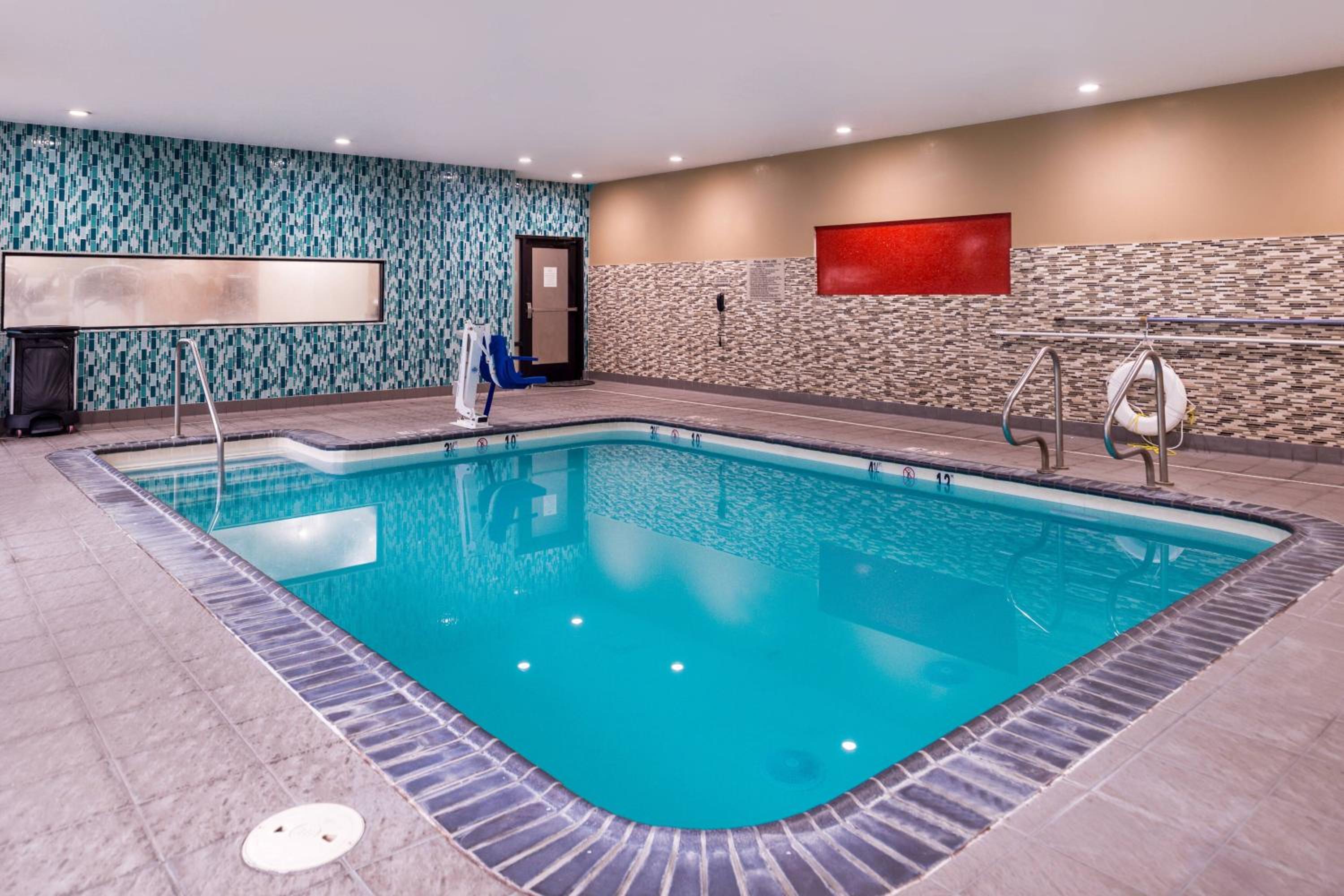 Temecula Vacations - SpringHill Suites Temecula Valley Wine Country - Property Image 15