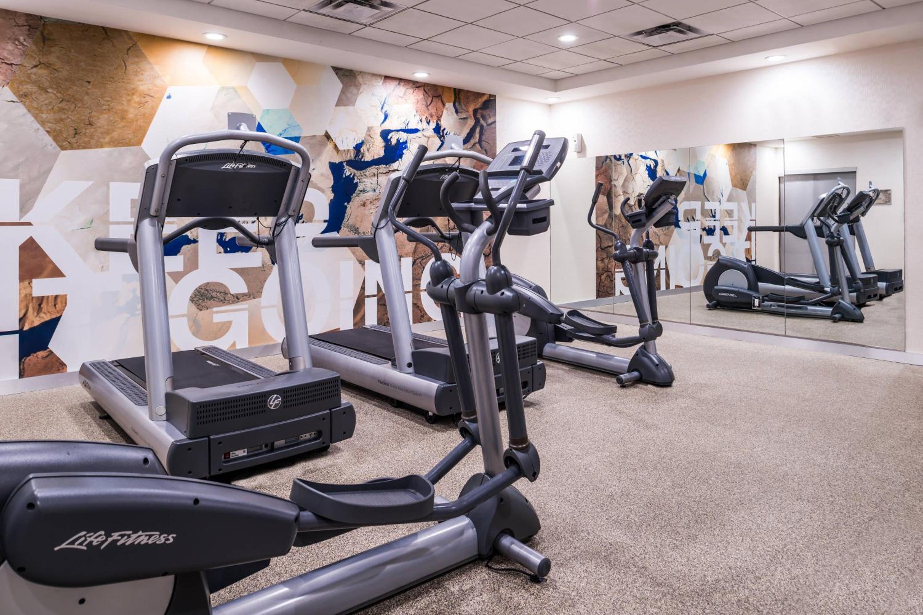 Temecula Vacations - SpringHill Suites Temecula Valley Wine Country - Property Image 18