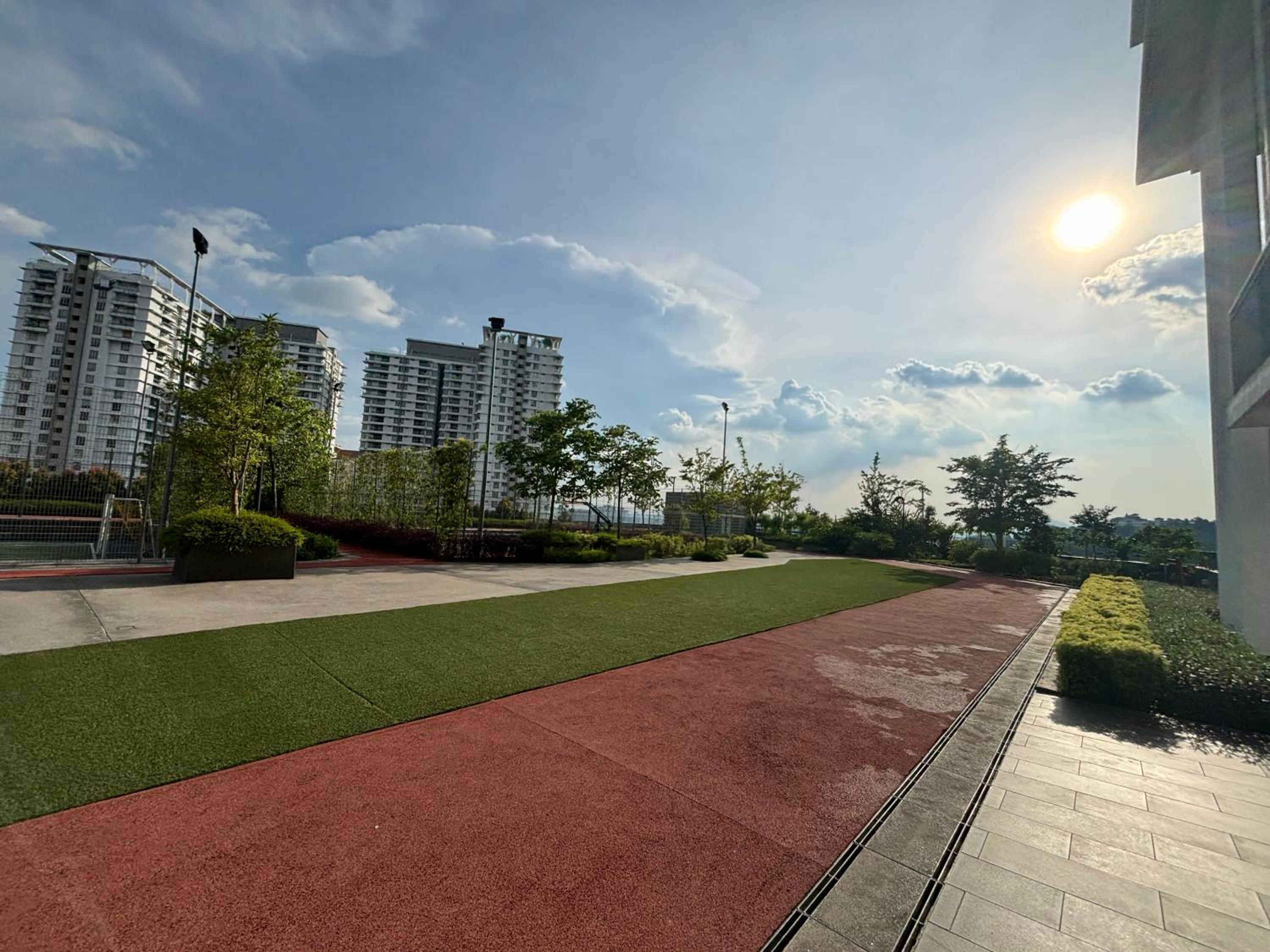 The Ridge KL East Mall - Ami Studio House - Serene Mountain View